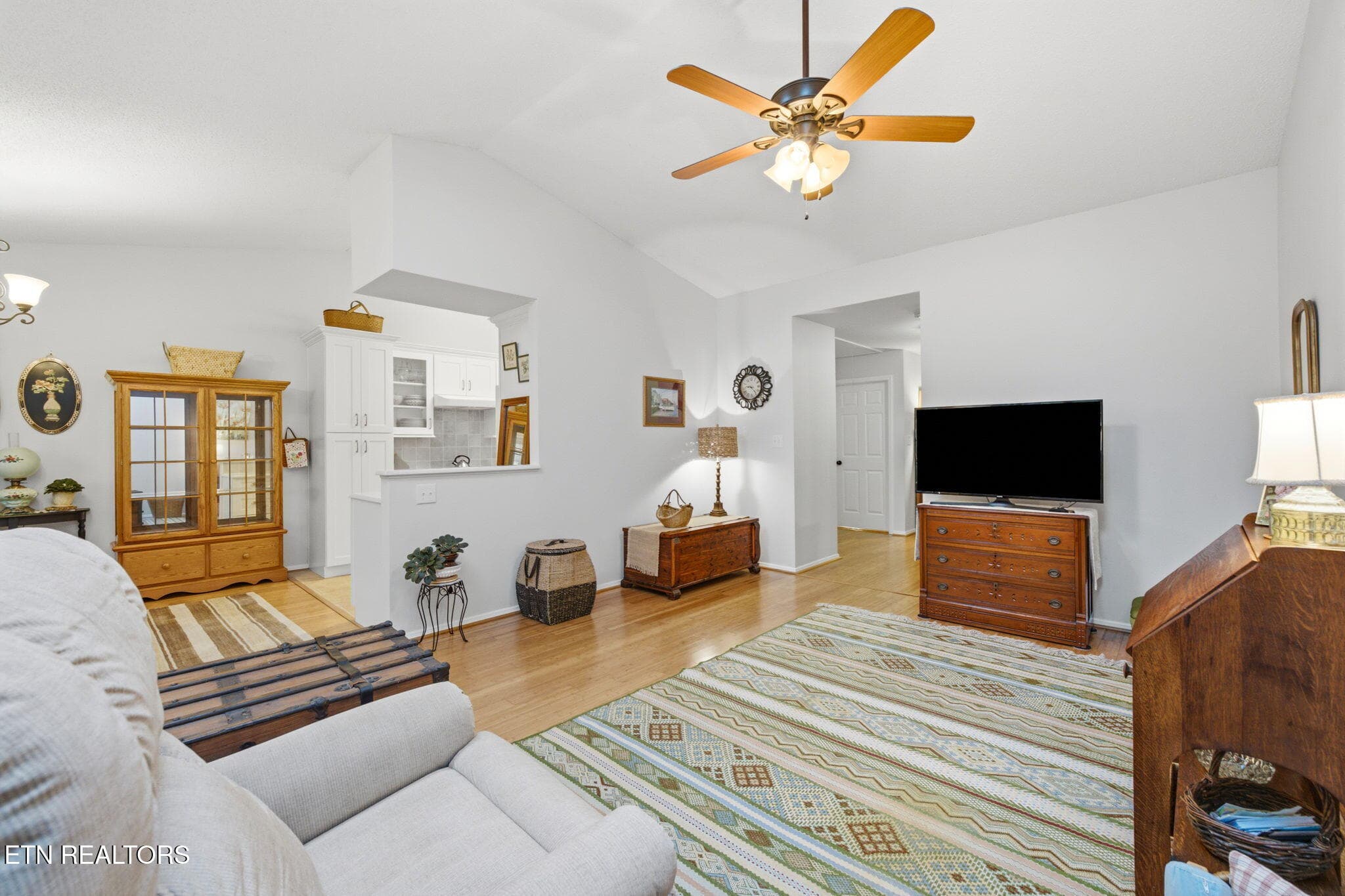 8-web-or-mls-10017-Gate-Post-Way-Knoxvil - 10017 Gate Post Way, Knoxville, TN 37931, Knoxville