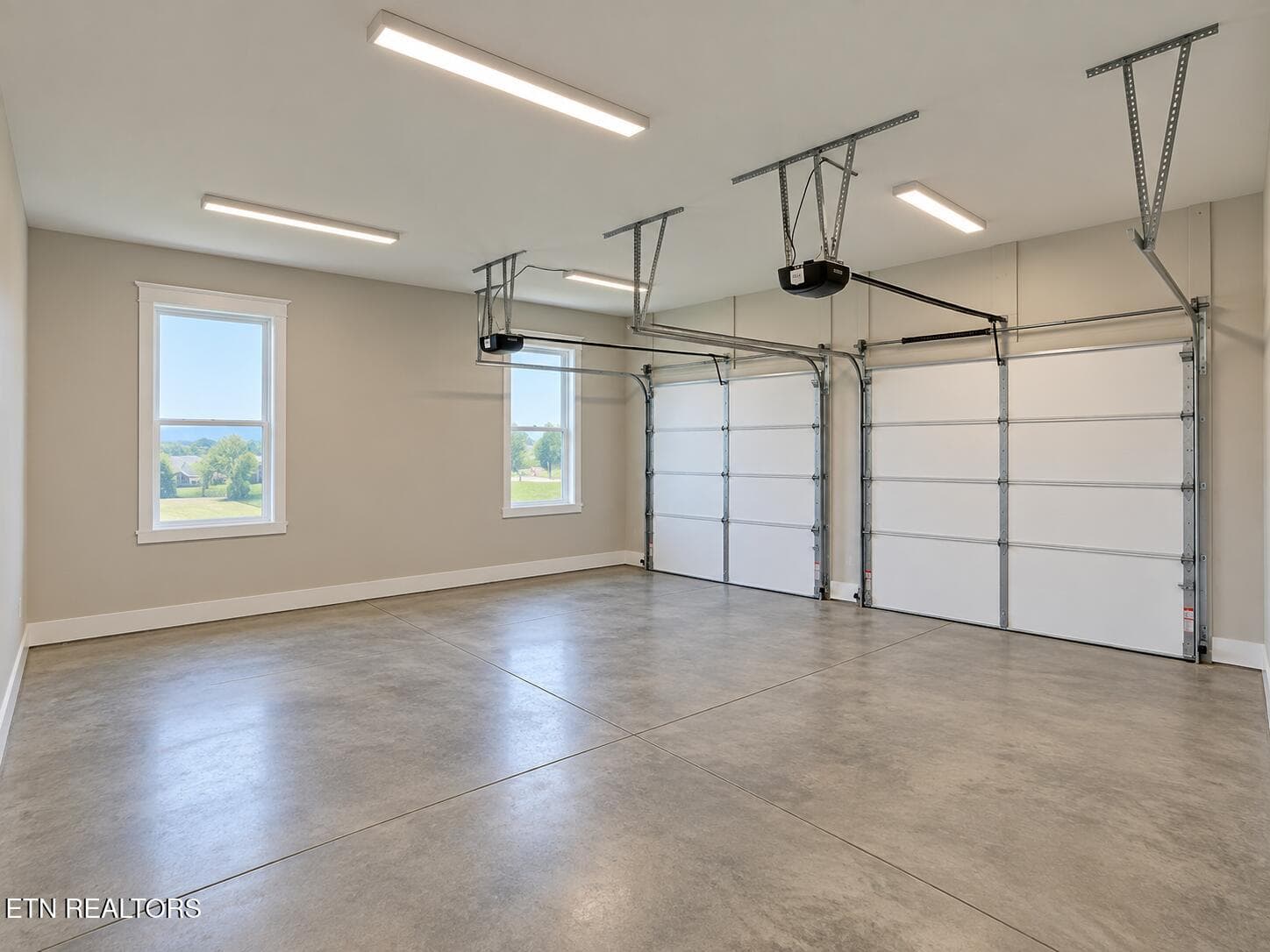 Two car garage main - 1149 Summerfield Drive, Maryville, TN 37801, Maryville