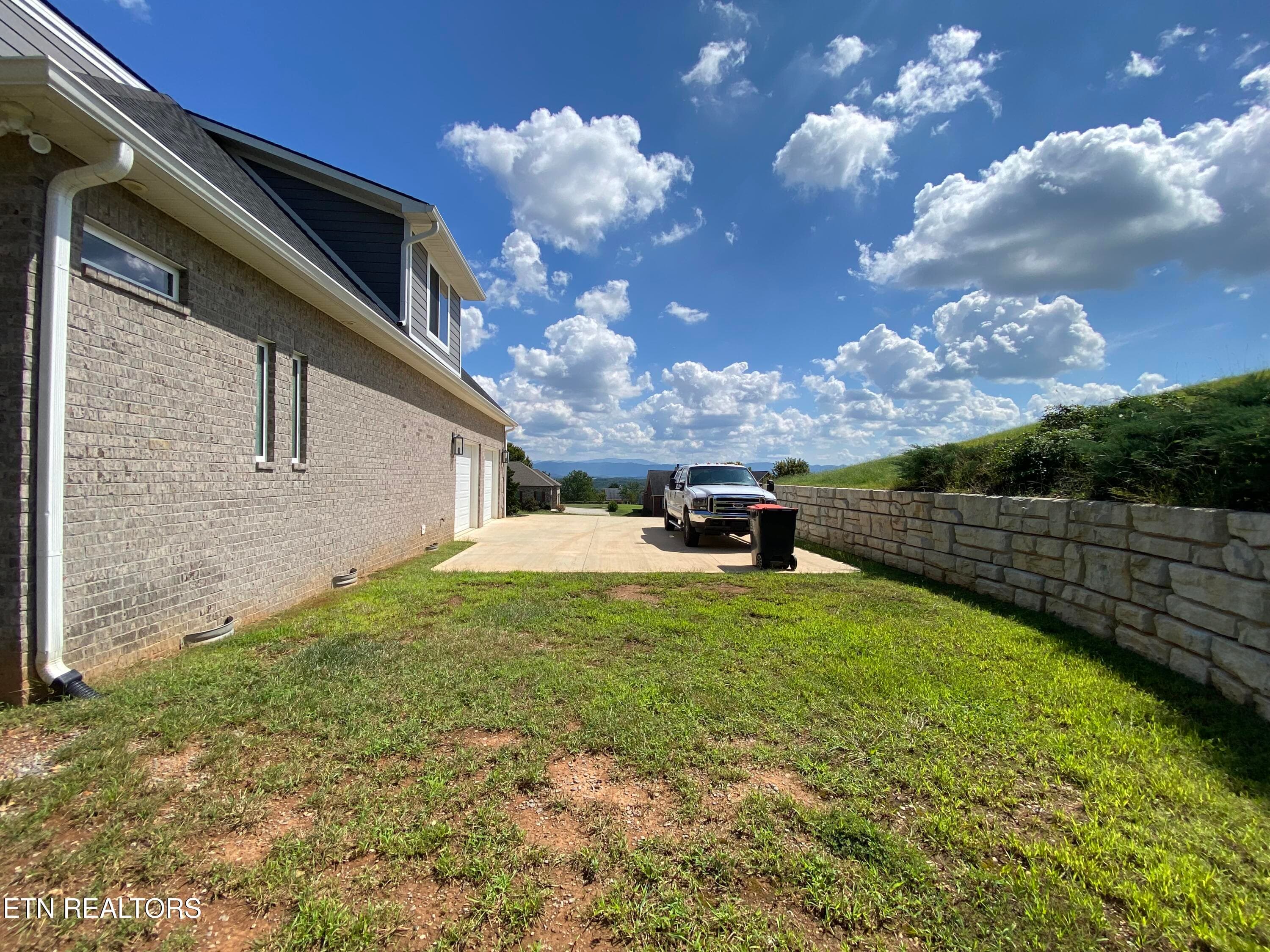 IMG_3324 - 1149 Summerfield Drive, Maryville, TN 37801, Maryville