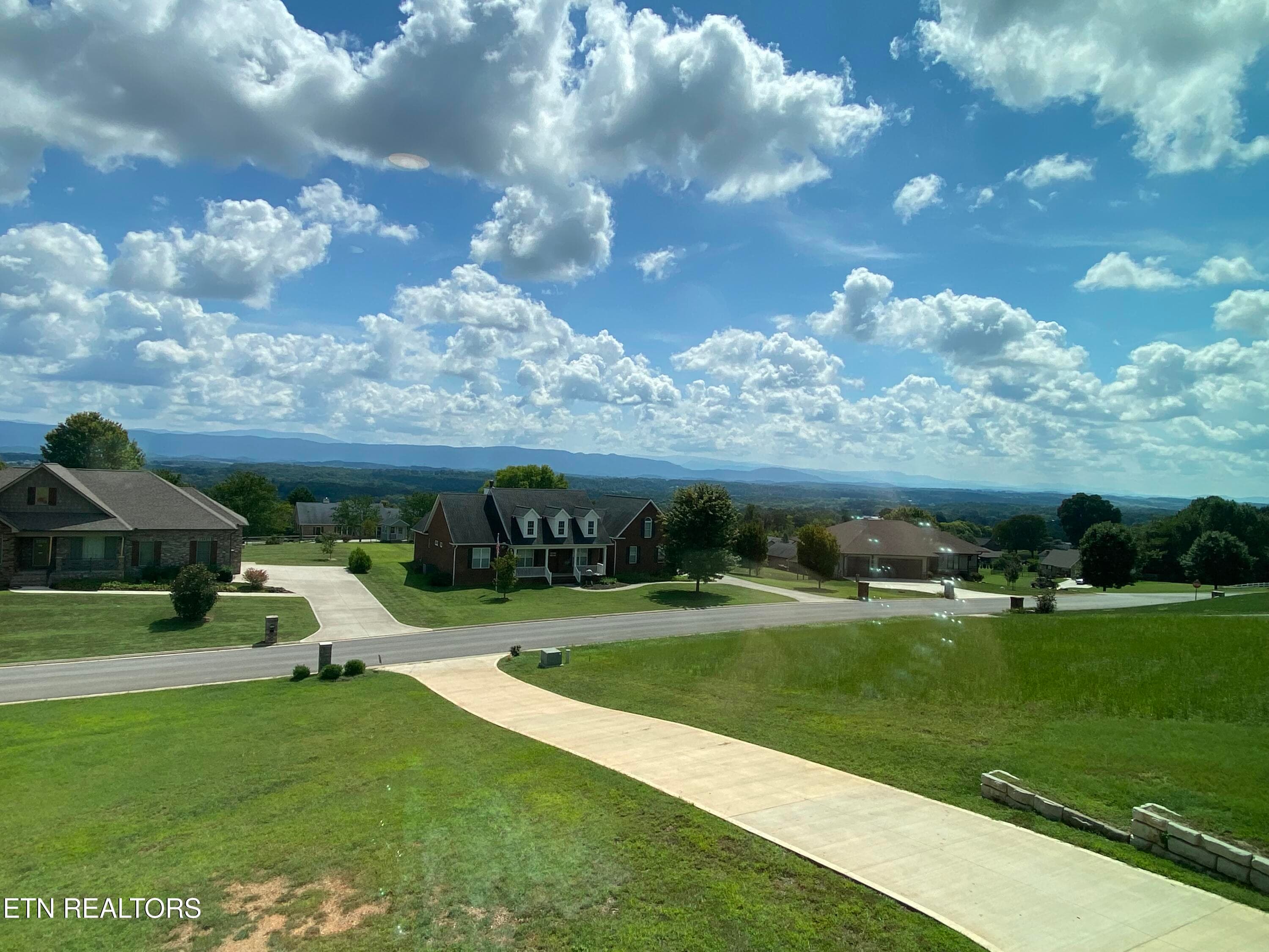 IMG_3295 - 1149 Summerfield Drive, Maryville, TN 37801, Maryville