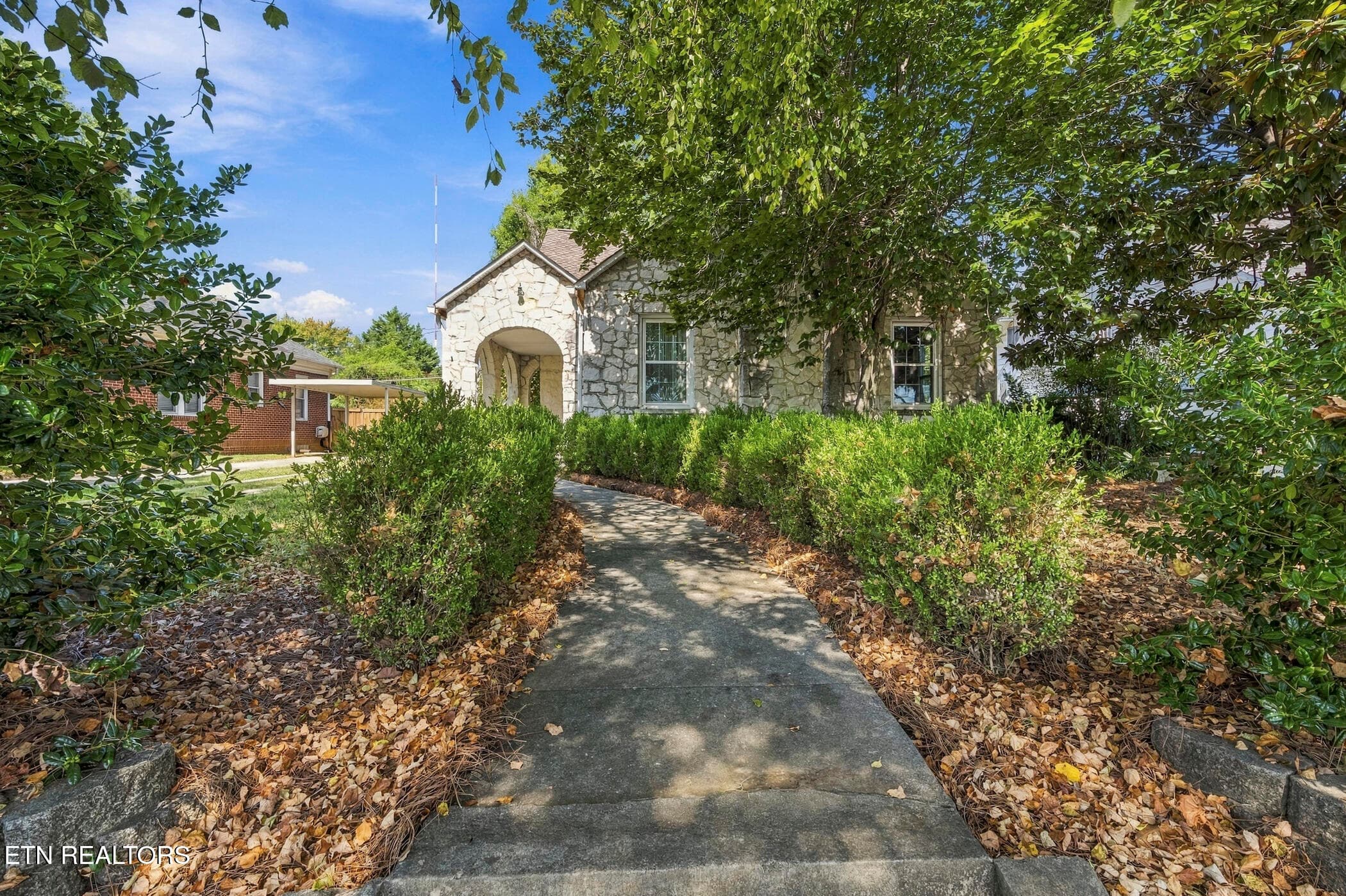 dsc09461 - 1903 Fairmont Blvd, Knoxville, TN 37917, Knoxville