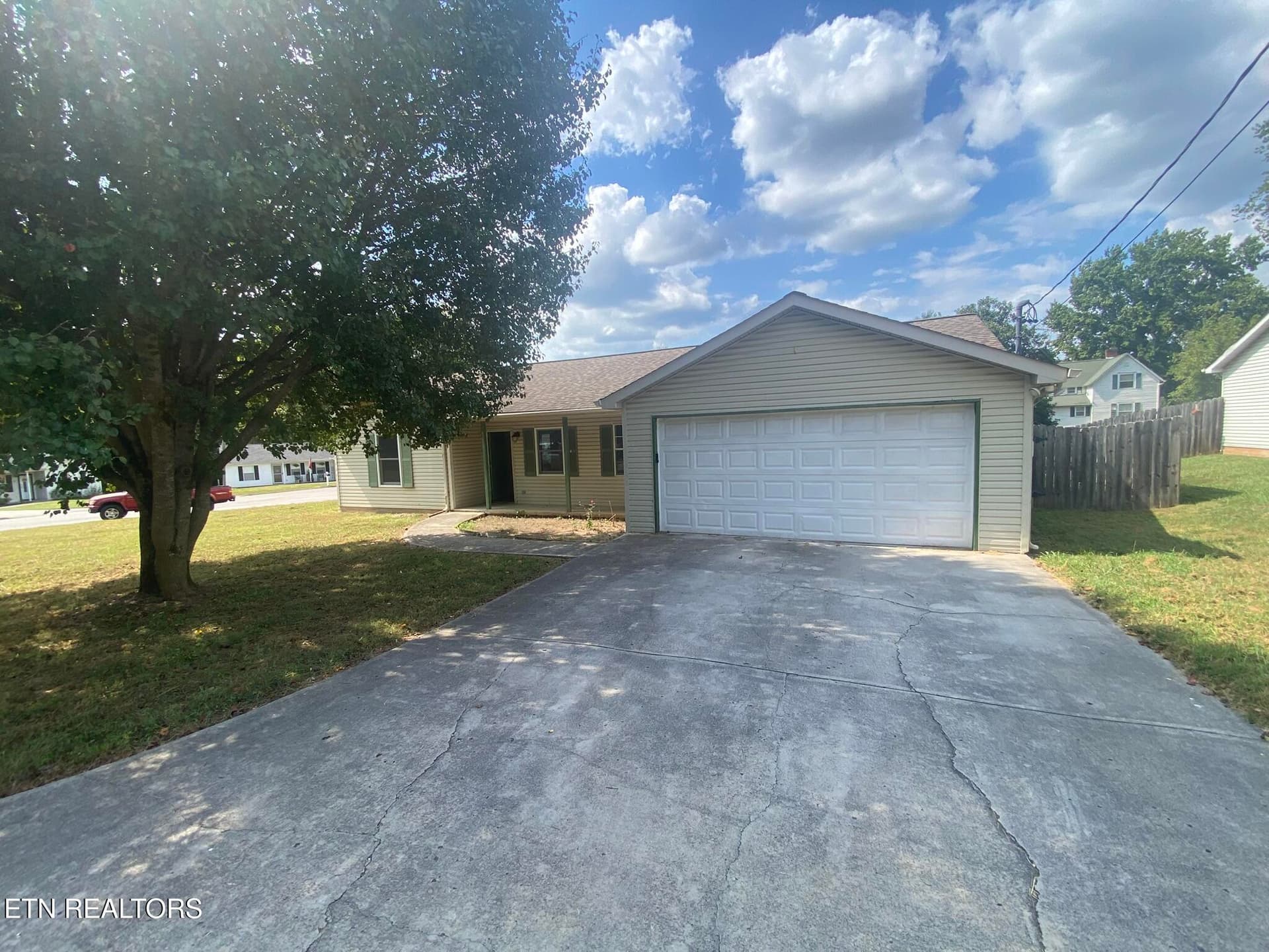 7619 Trey Oaks Lane 2, Knoxville, TN 37918