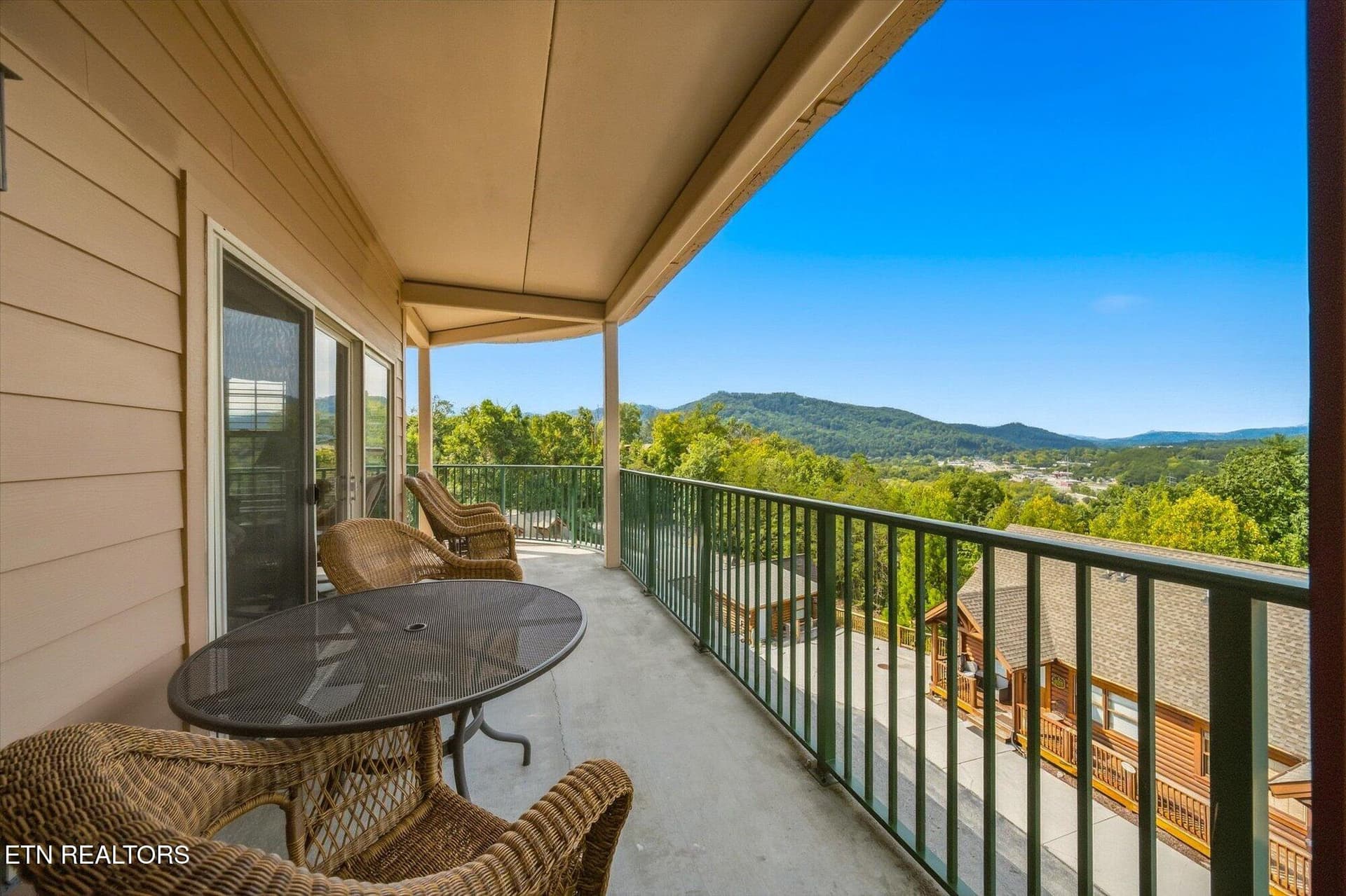 19-410-Big-Bear-Wy-3005-Pigeon-Forge-TN- - 410 Big Bear Way UNIT 3005, Pigeon Forge, TN 37863
