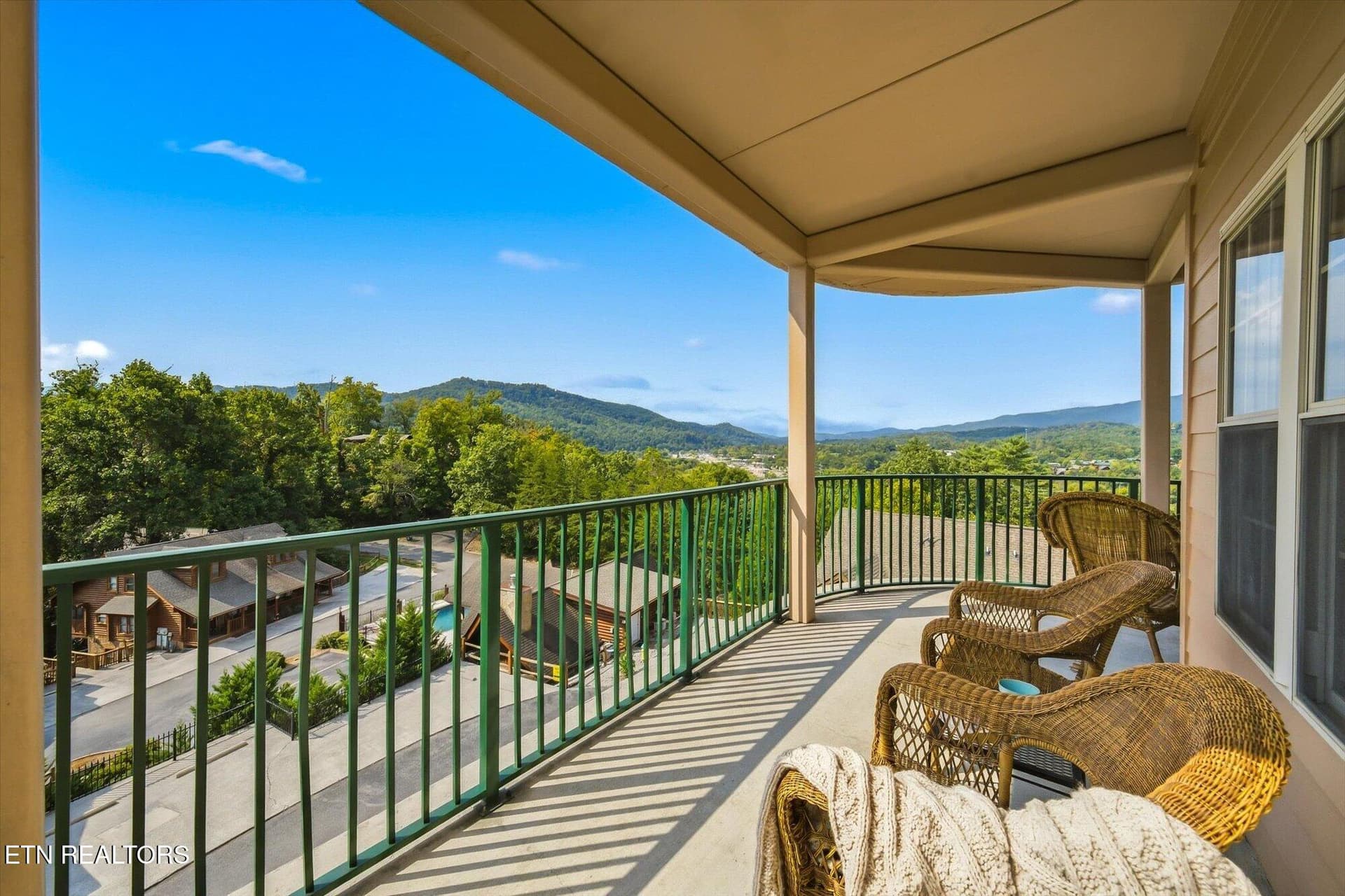 23-410-Big-Bear-Wy-3005-Pigeon-Forge-TN- - 410 Big Bear Way UNIT 3005, Pigeon Forge, TN 37863