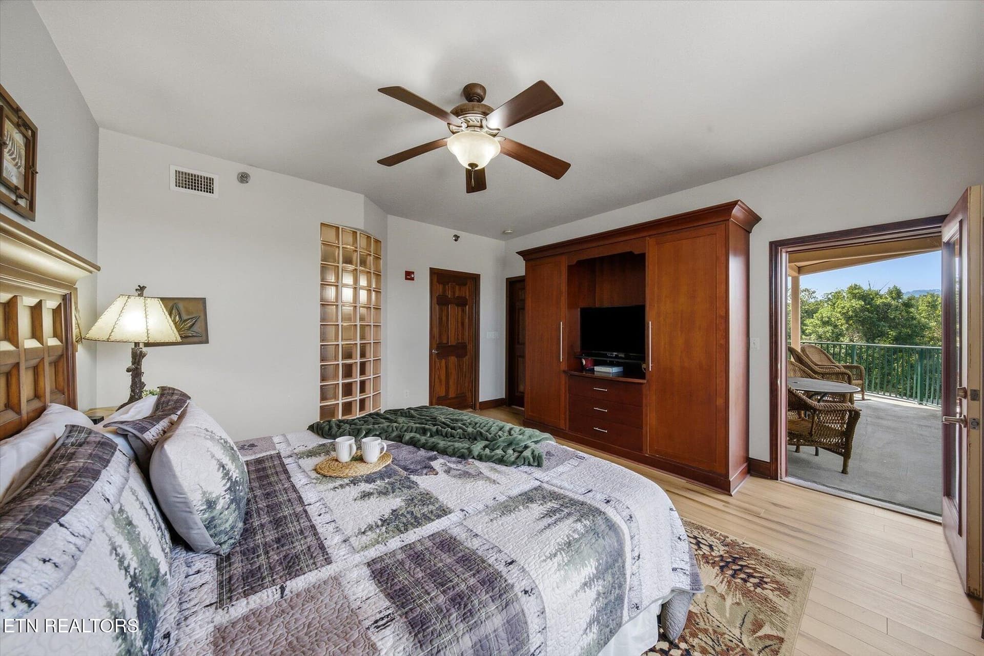 30-410-Big-Bear-Wy-3005-Pigeon-Forge-TN- - 410 Big Bear Way UNIT 3005, Pigeon Forge, TN 37863