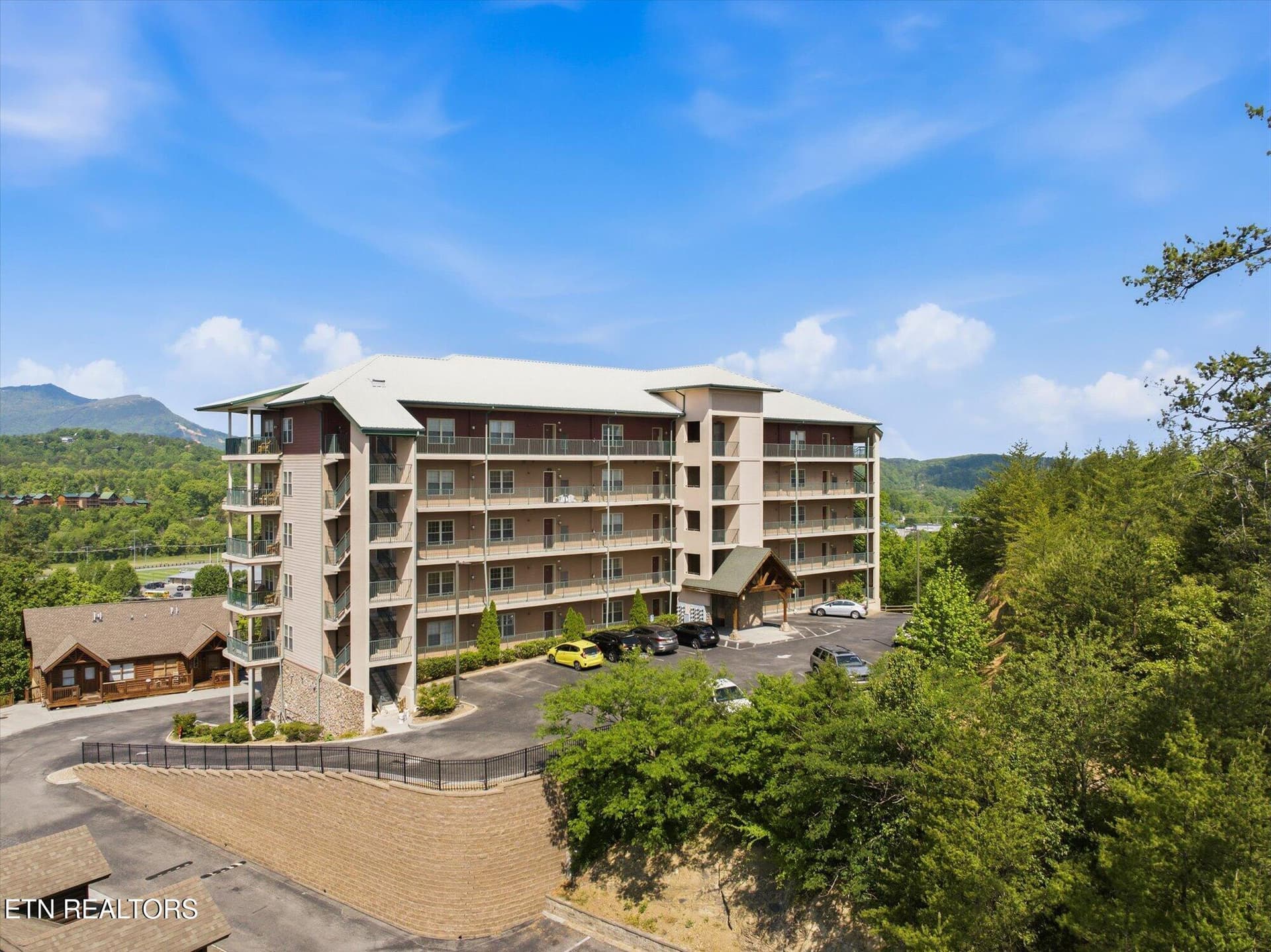 410 Big Bear Way UNIT 3005, Pigeon Forge, TN 37863