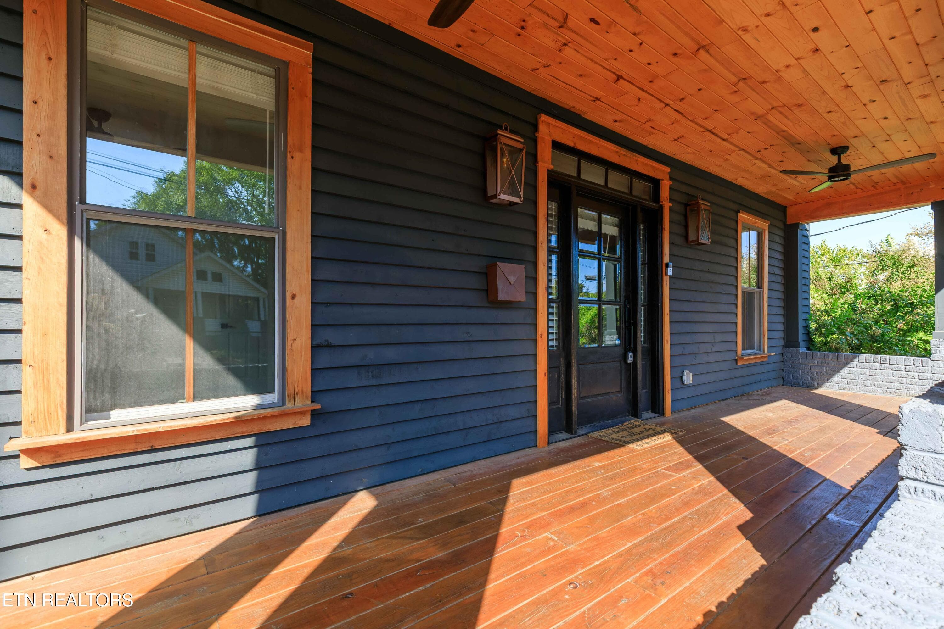 1017 Thompson Place - 1017 Thompson Place, Knoxville, TN 37917, Knoxville