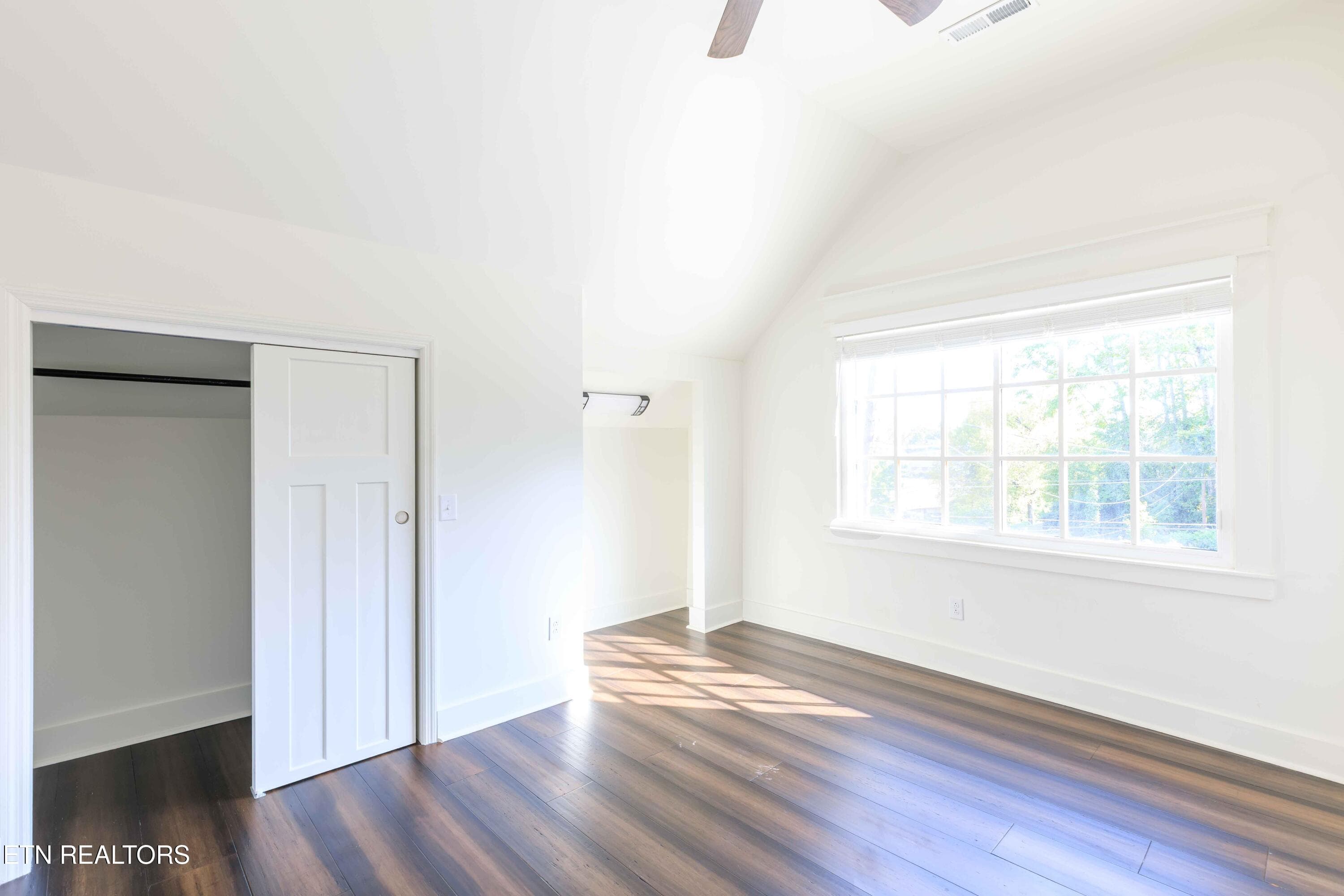 1017 Thompson Place - 1017 Thompson Place, Knoxville, TN 37917, Knoxville