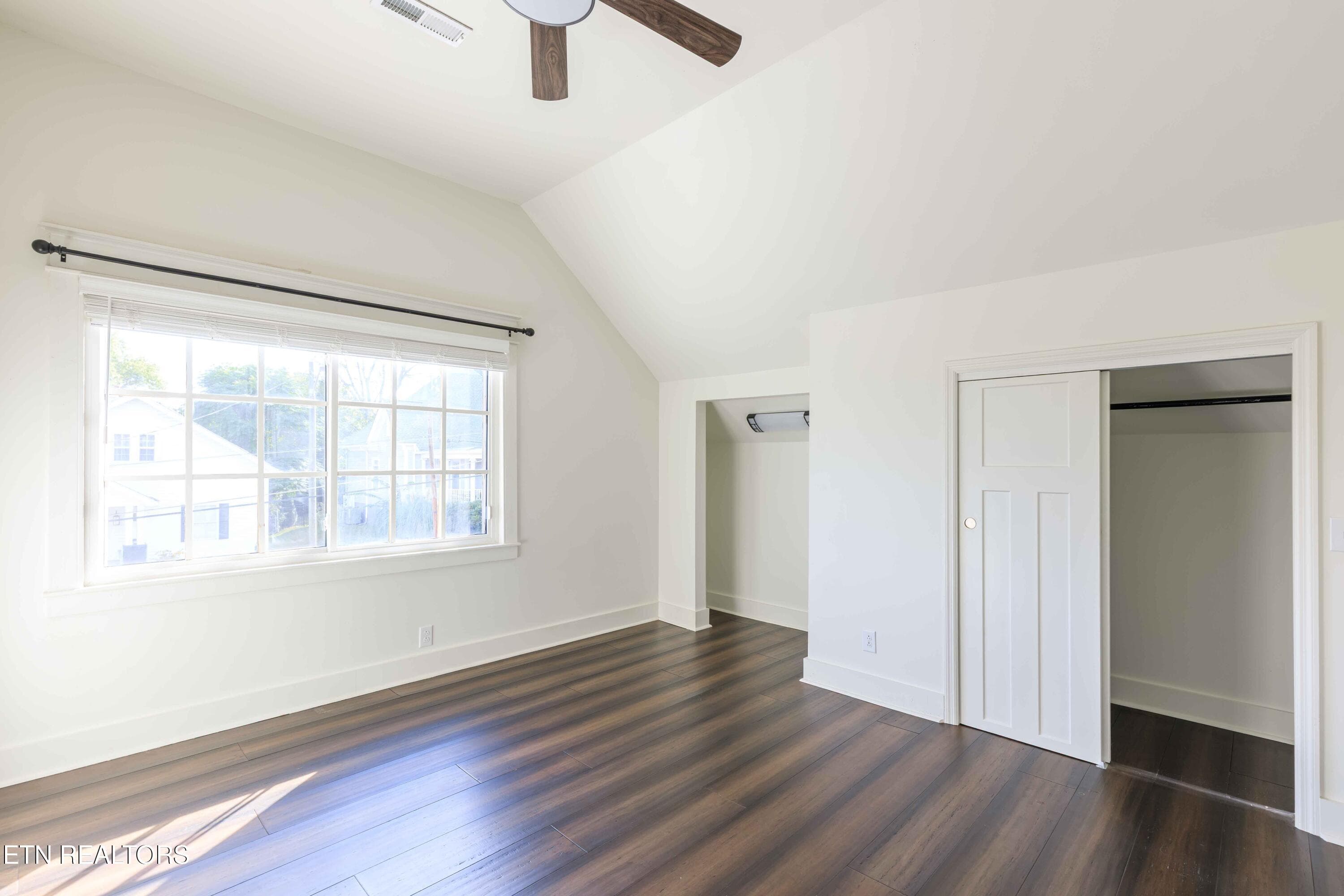 1017 Thompson Place - 1017 Thompson Place, Knoxville, TN 37917, Knoxville