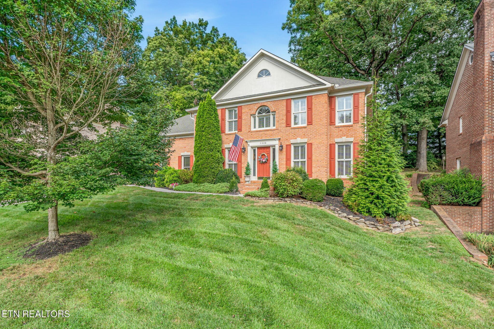 5-web-or-mls-1320 Knightsbridge Drive-6 - 1320 Knightsbridge Drive, Knoxville, TN 37922, Knoxville