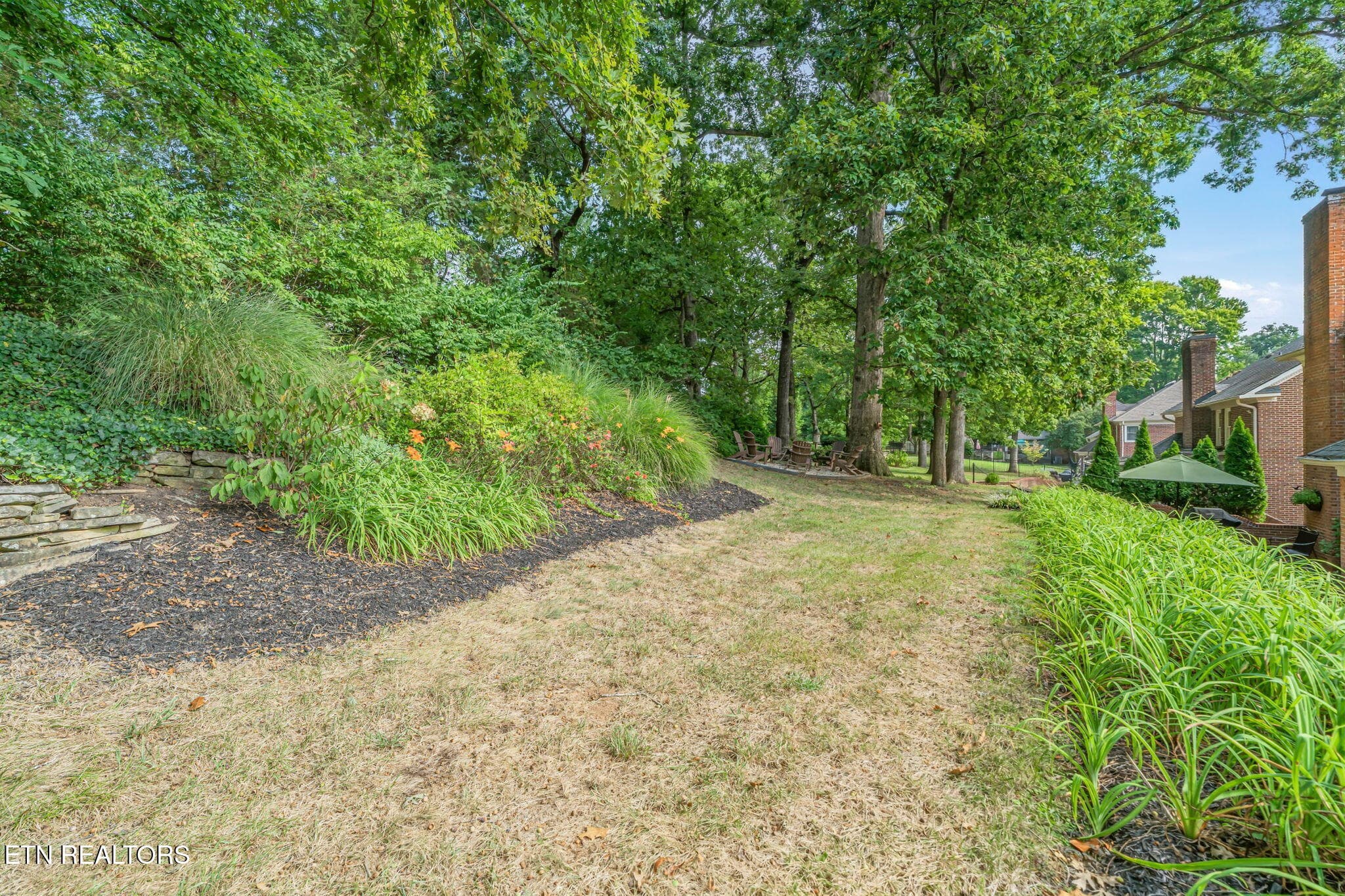 61-web-or-mls-1320 Knightsbridge Drive-6 - 1320 Knightsbridge Drive, Knoxville, TN 37922, Knoxville