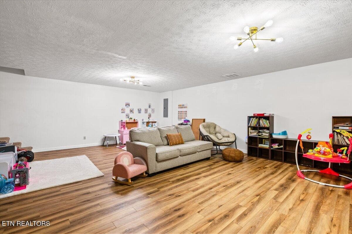 04-136 Grace Cir-updated - 136 Grace Circle, Clinton, TN 37716