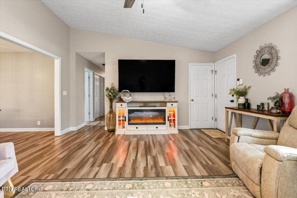 40-136 Grace Cir-updated - 136 Grace Circle, Clinton, TN 37716