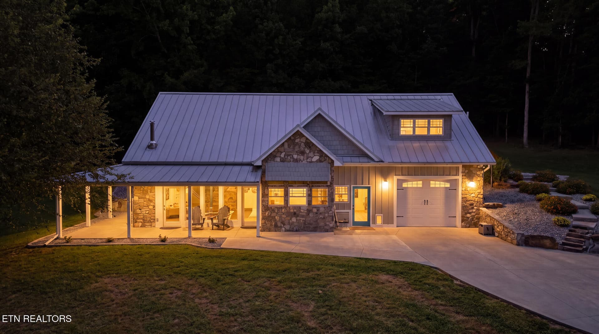 1120 Butterfly Cove Tr, Decatur, TN 37322