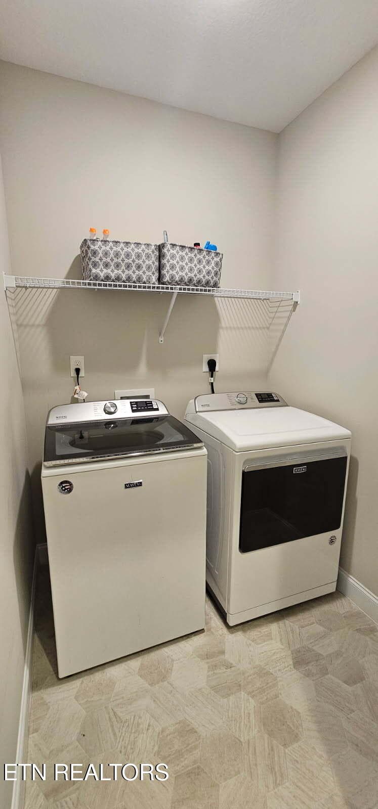 Main level laundry room - 5947 Honeycrisp Rd, Knoxville, TN 37931, Knoxville