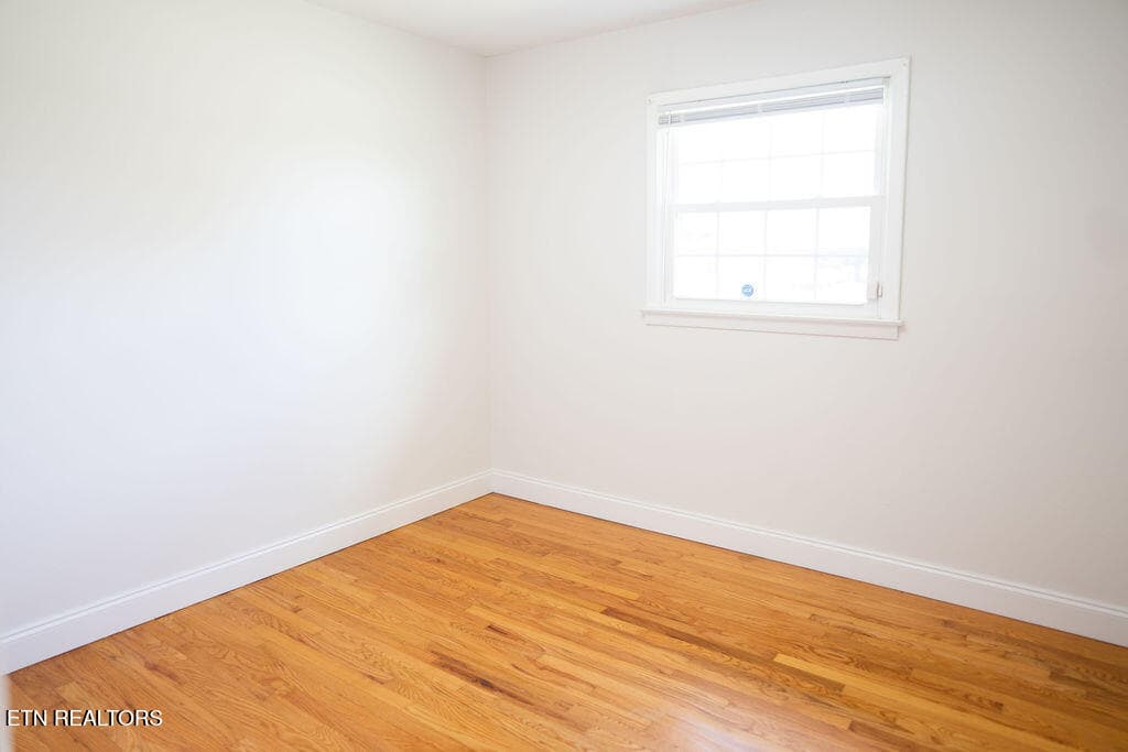 MA102516 - 1017 W Park Drive, Knoxville, TN 37909, Knoxville