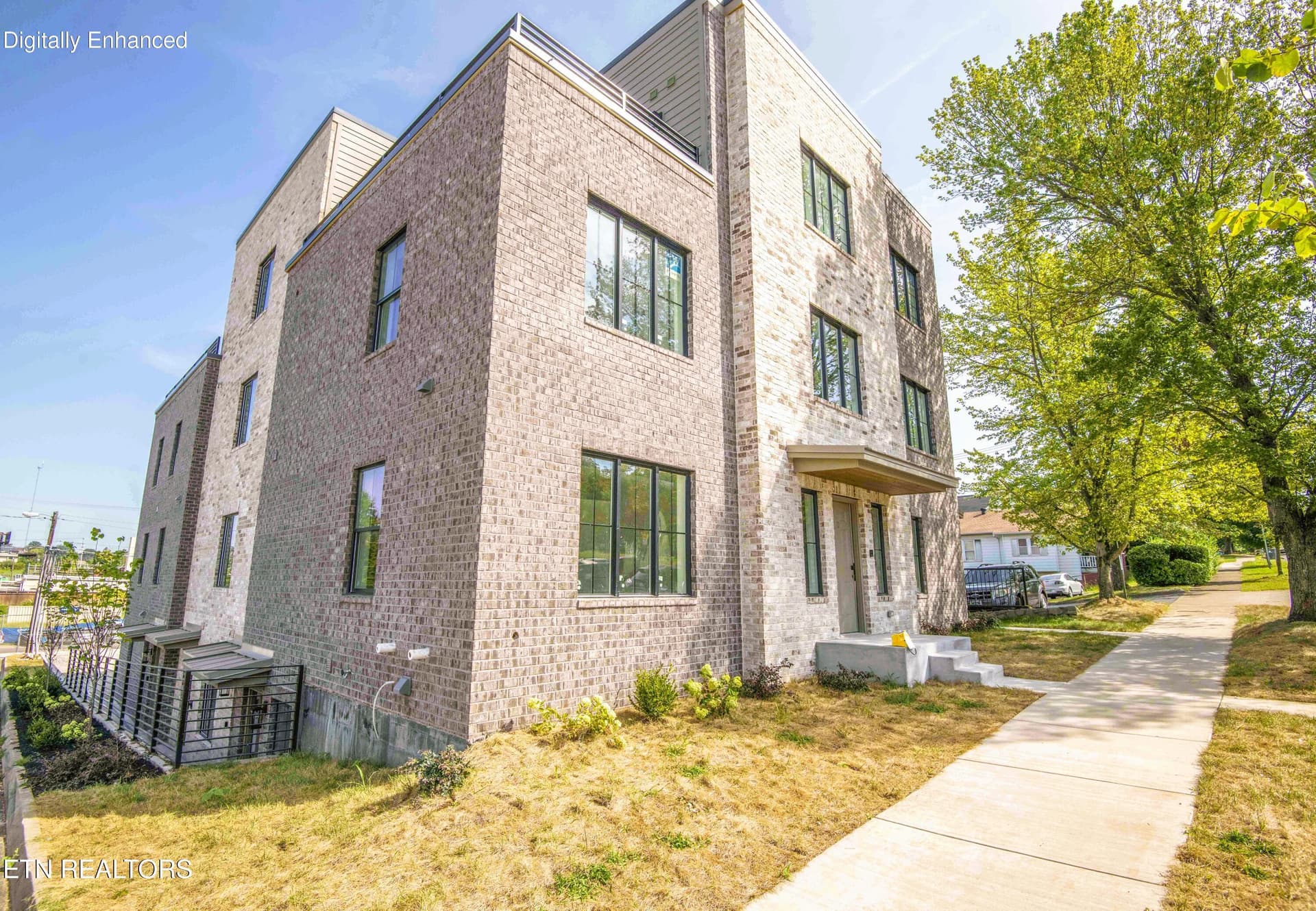 1911 Forest Ave 1, Knoxville, TN 37916
