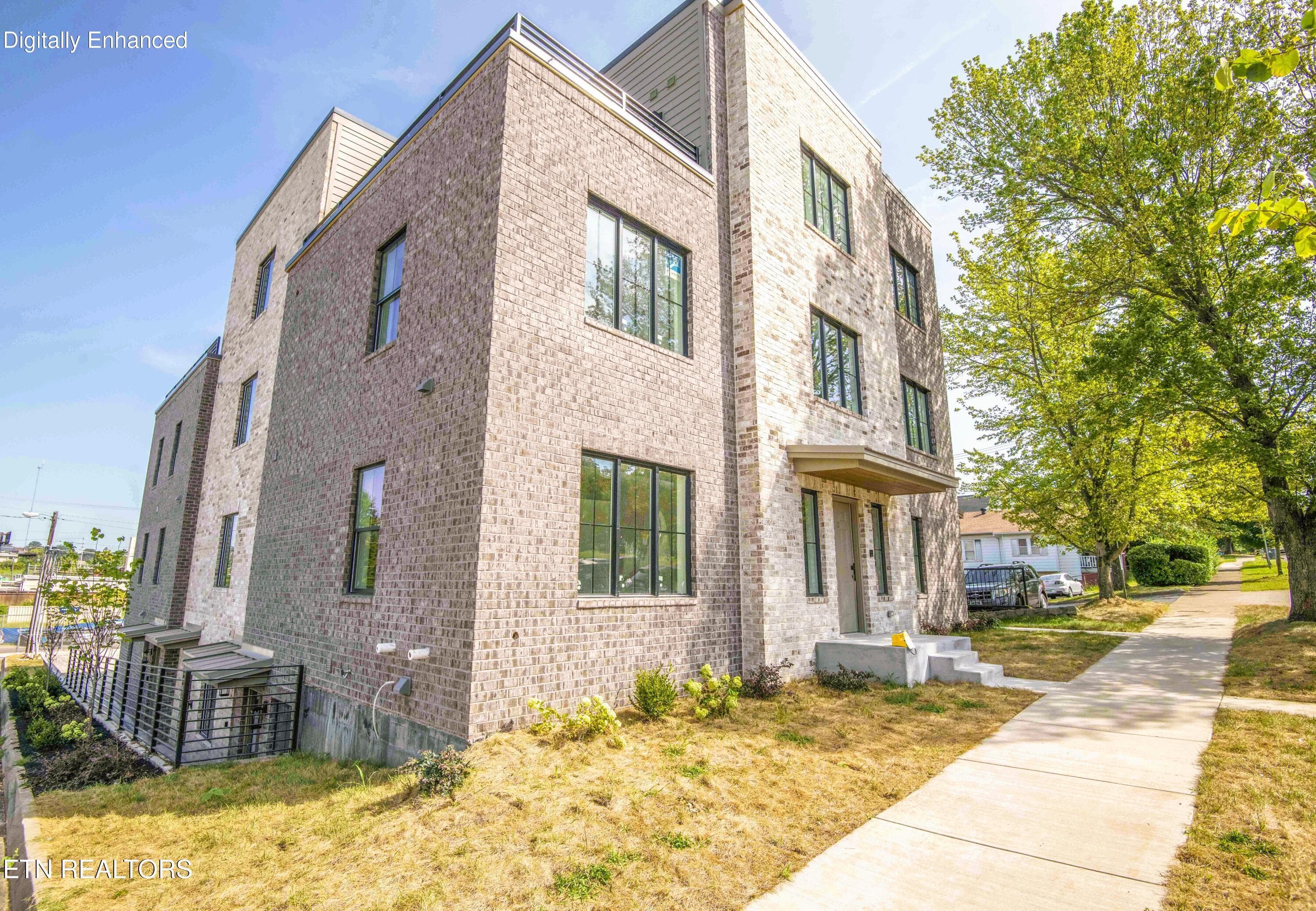 1911 Forest Ave 1, Knoxville, TN 37916
