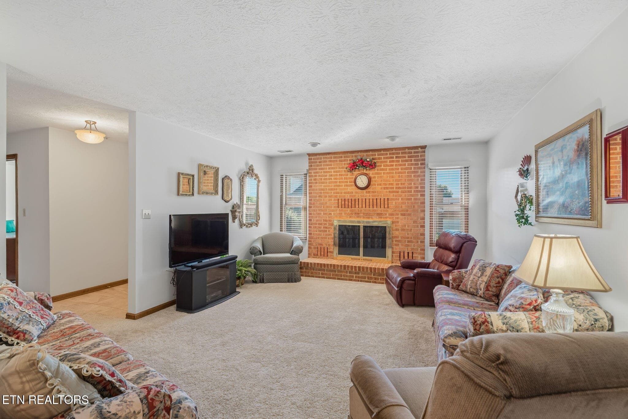 Living Room w/ Wood burning Fireplace - 6924 Bridle Court, Knoxville, TN 37921, Knoxville