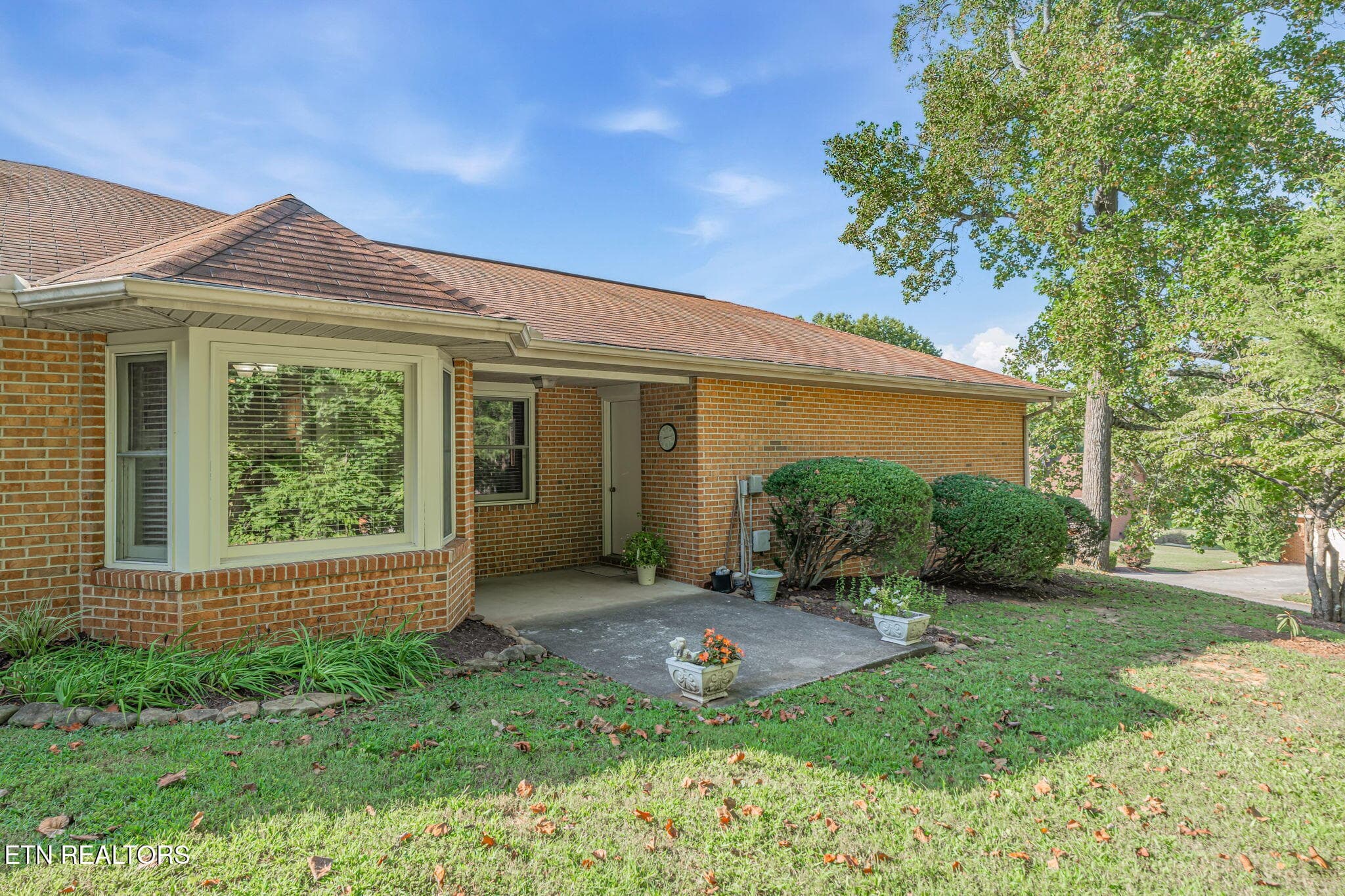 Covered Back Patio - 6924 Bridle Court, Knoxville, TN 37921, Knoxville