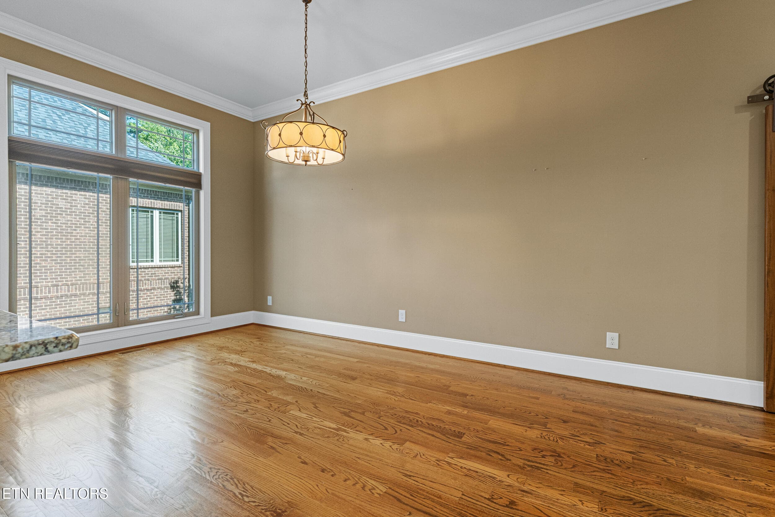 Dining Area - 200 Cool Springs Blvd, Knoxville, TN 37934, Knoxville