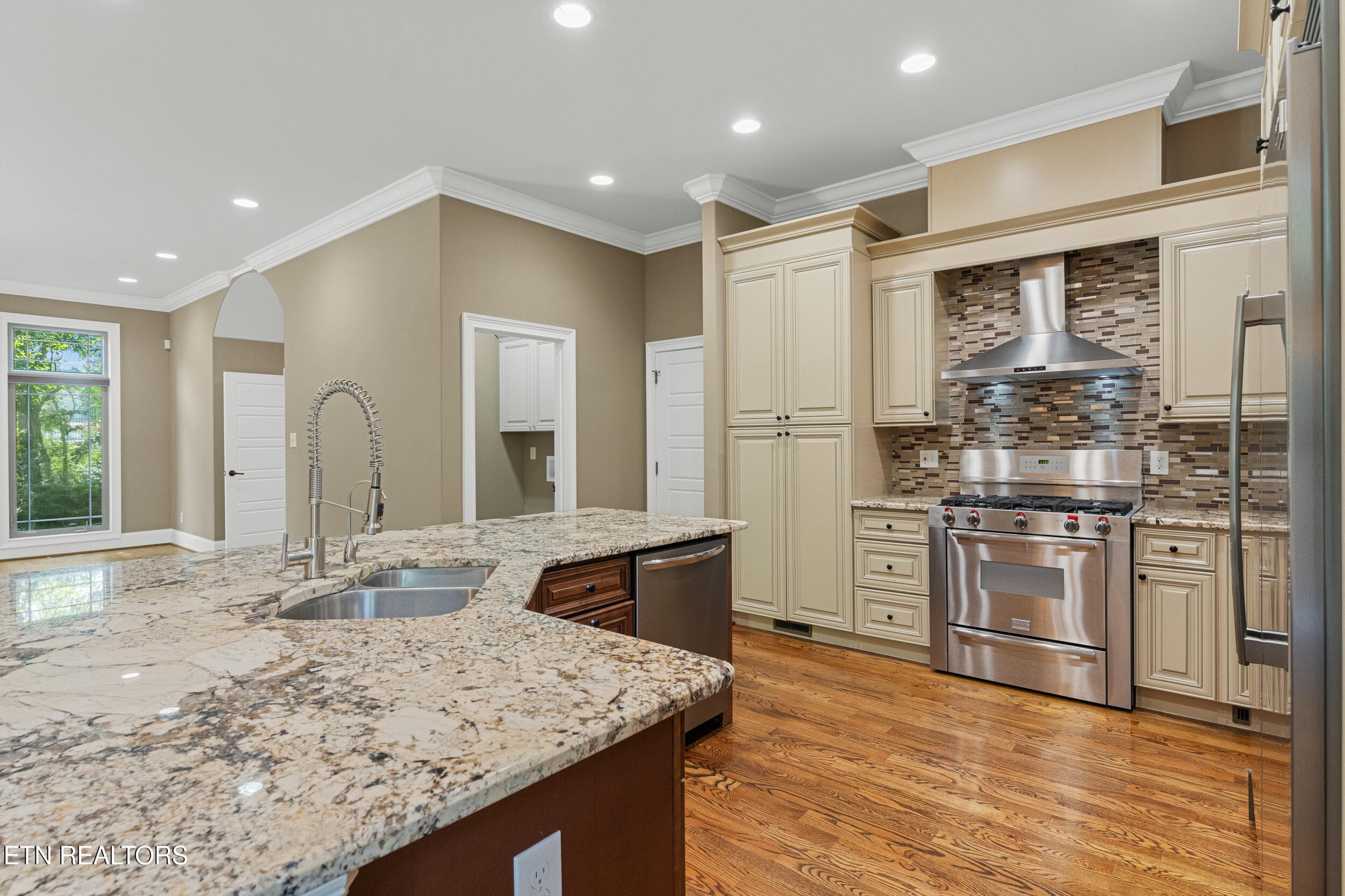 Kitchen - 200 Cool Springs Blvd, Knoxville, TN 37934, Knoxville