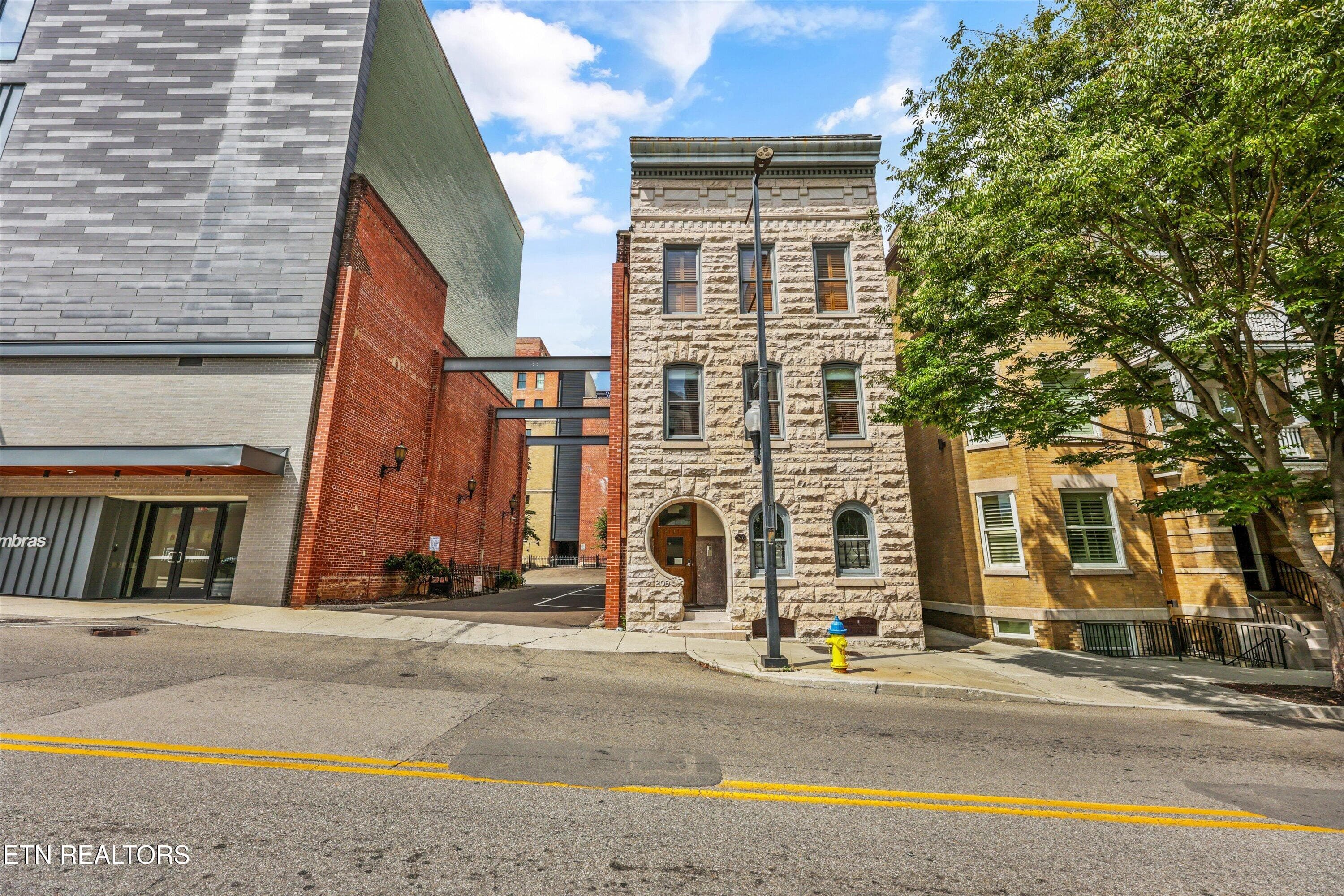 03-209 W Church Ave unit 201 30 - 209 W Church Ave 201, Knoxville, TN 37902, Knoxville
