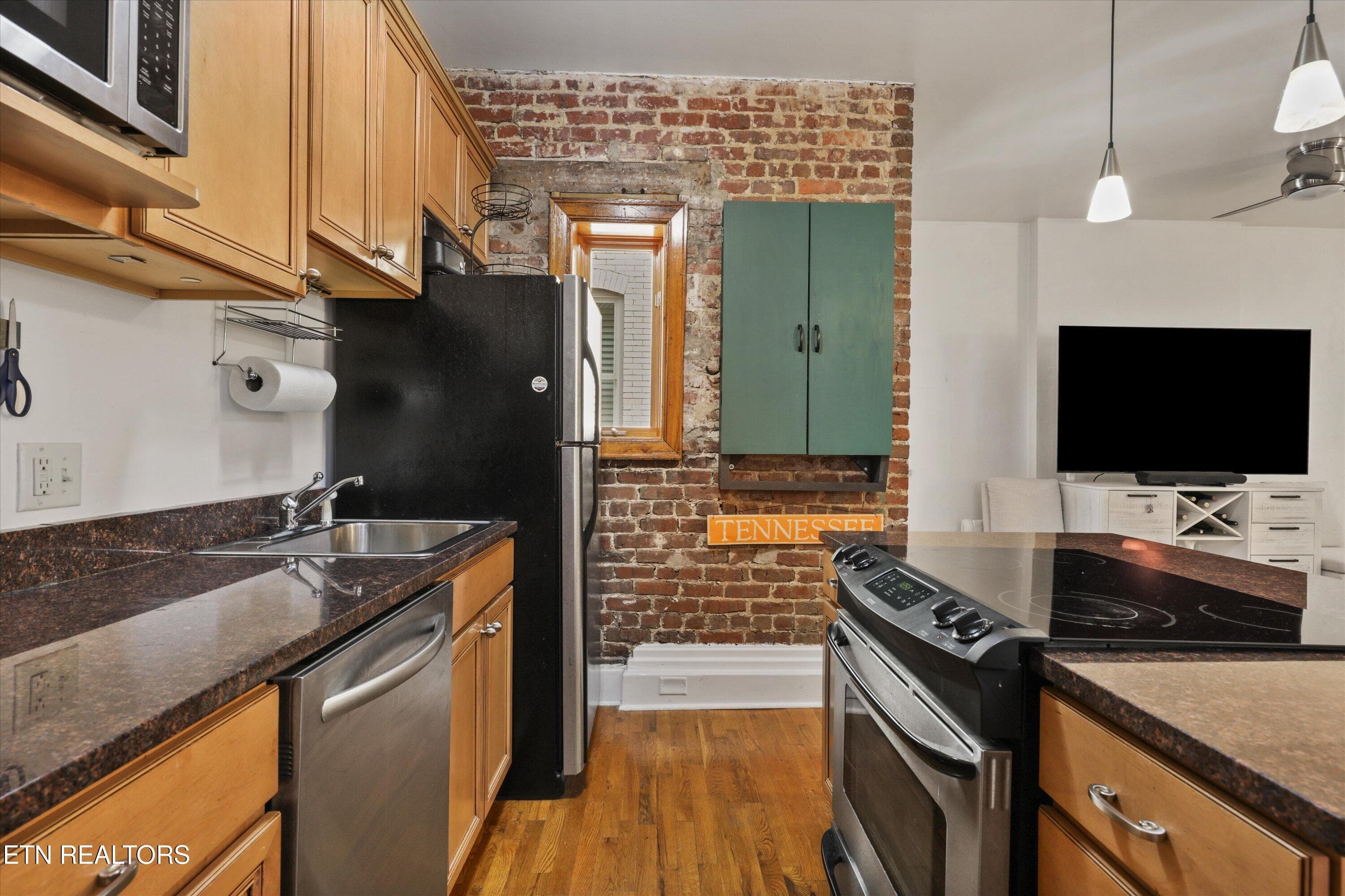 11-209 W Church Ave unit 201 06 - 209 W Church Ave 201, Knoxville, TN 37902, Knoxville