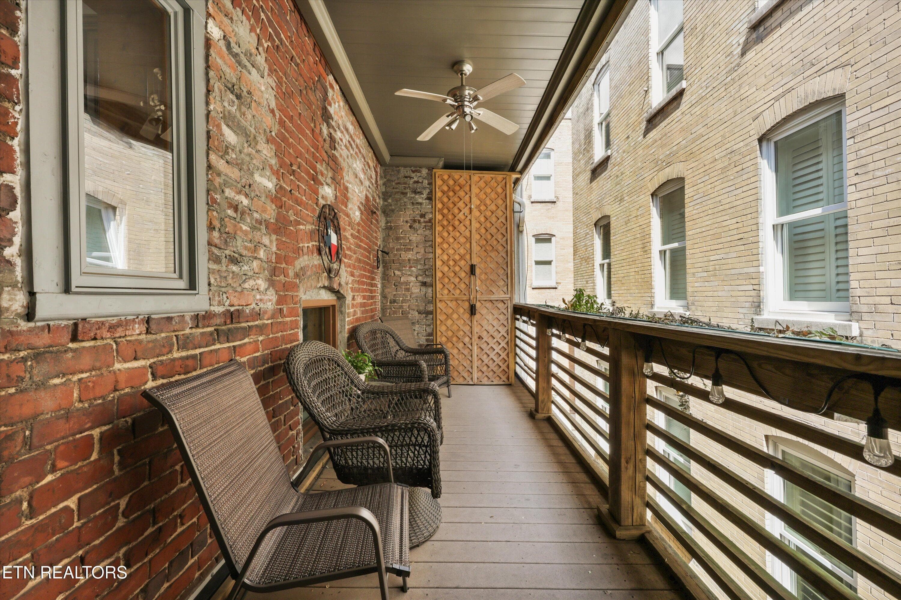 28-209 W Church Ave unit 201 23 - 209 W Church Ave 201, Knoxville, TN 37902, Knoxville