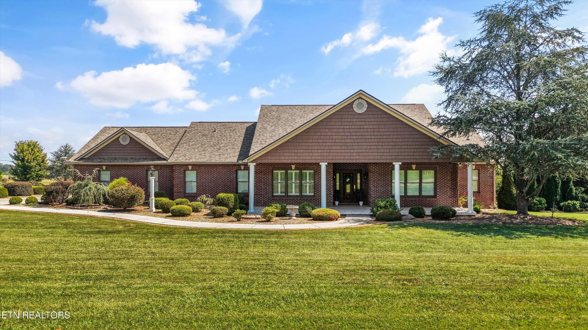 607 Cornfield Drive, White Pine, TN 37890