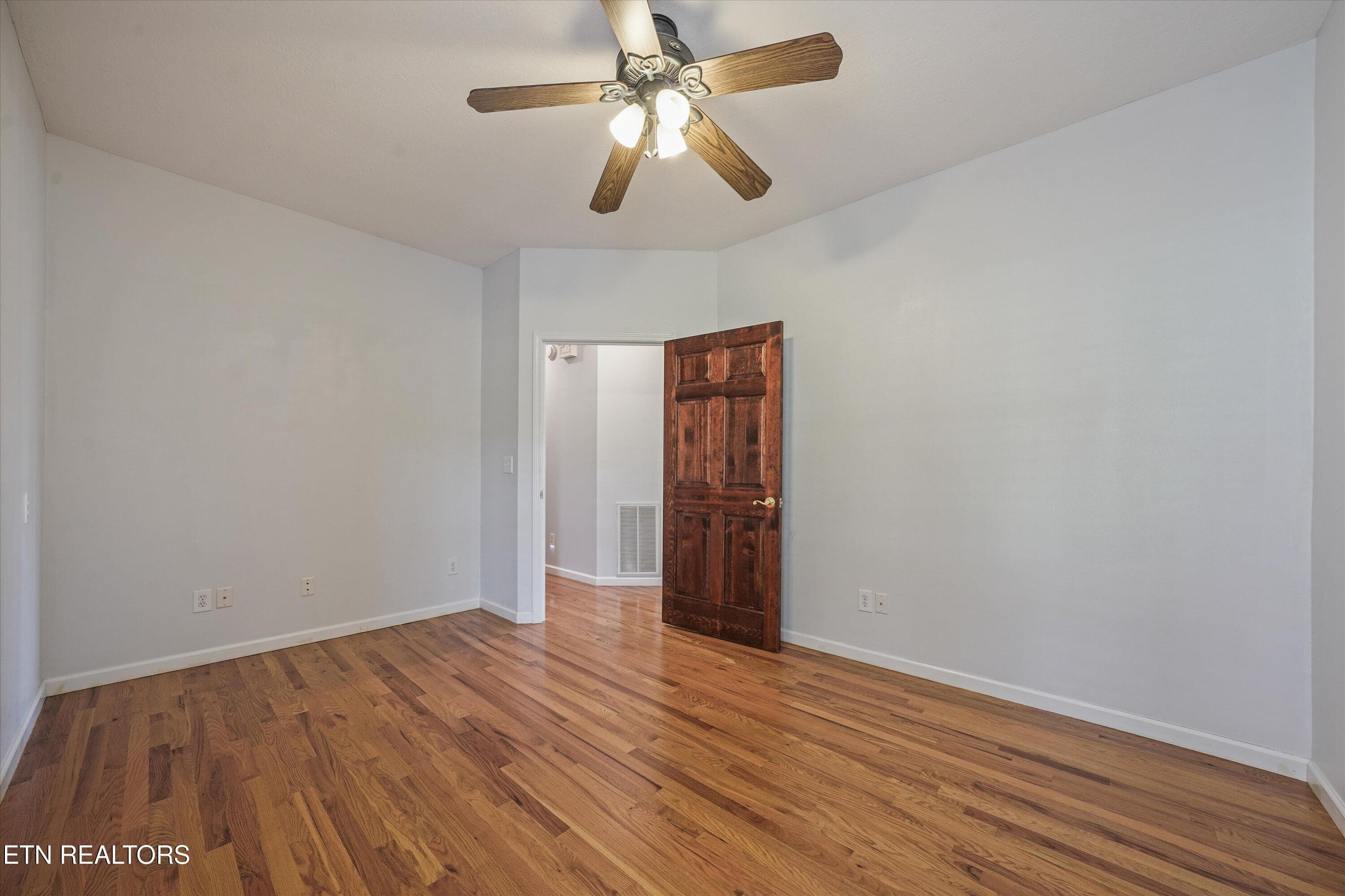 Office - 607 Cornfield Drive, White Pine, TN 37890, White Pine