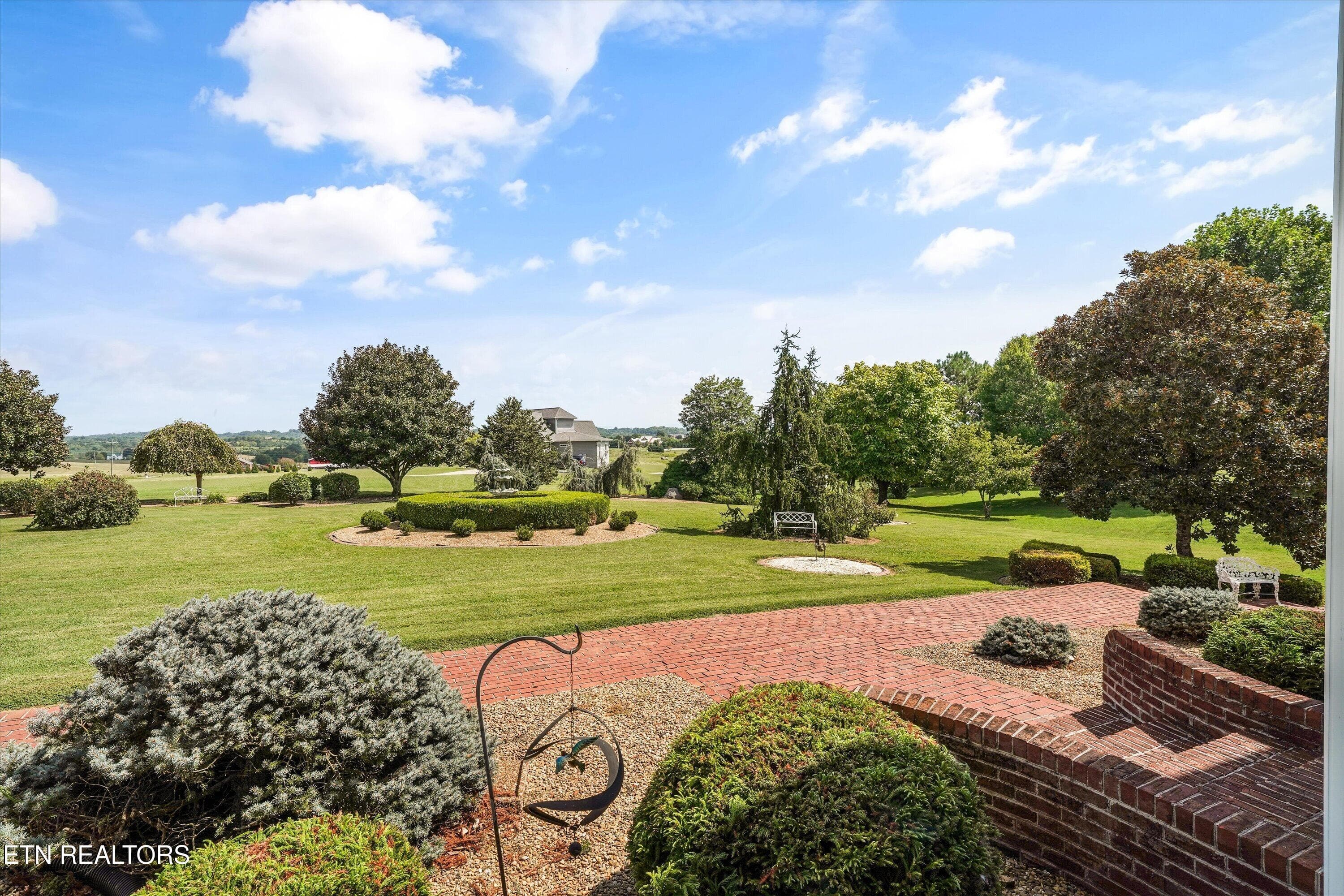 Landscaping - 607 Cornfield Drive, White Pine, TN 37890, White Pine