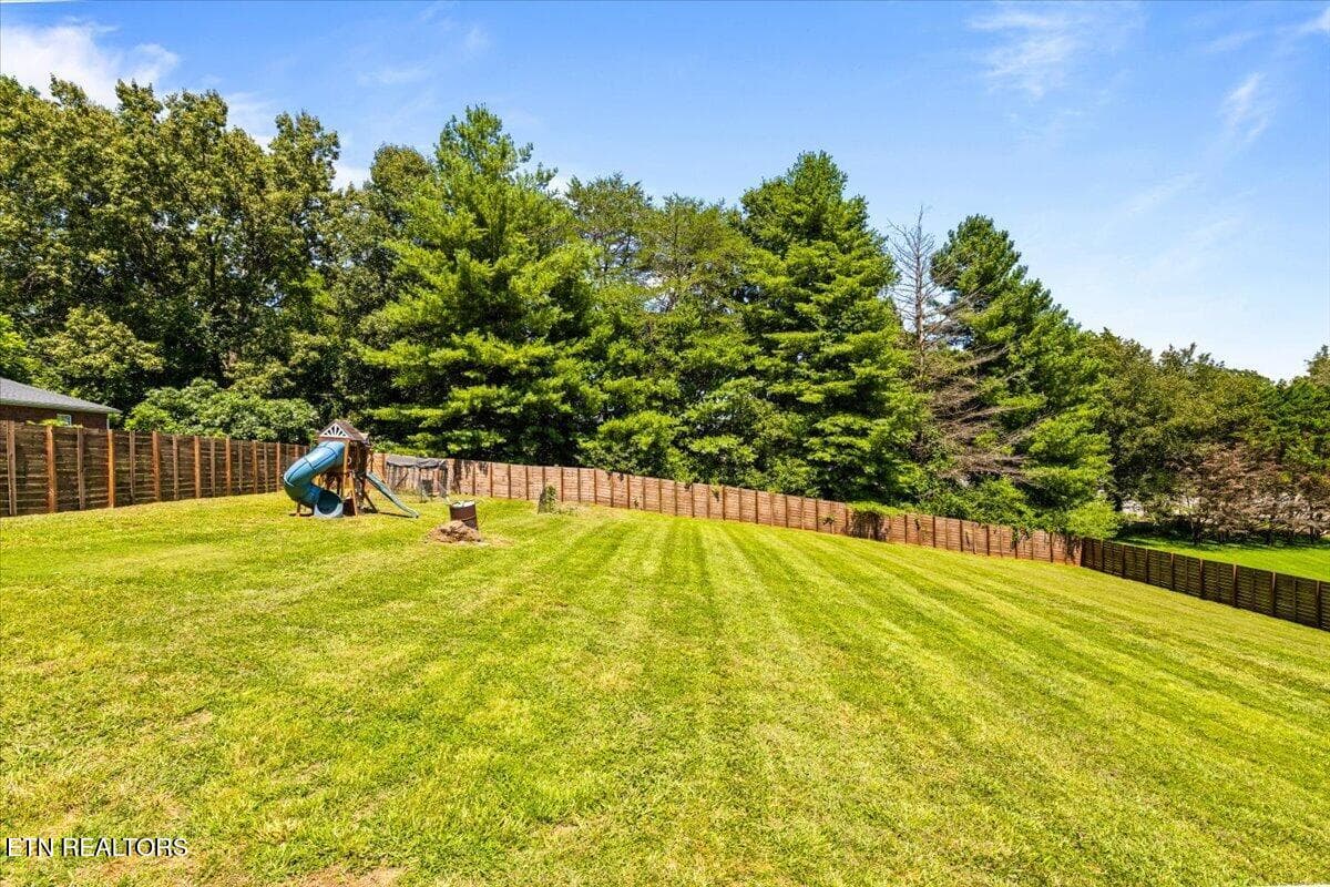 92-136 Grace Cir - 136 Grace Circle, Clinton, TN 37716