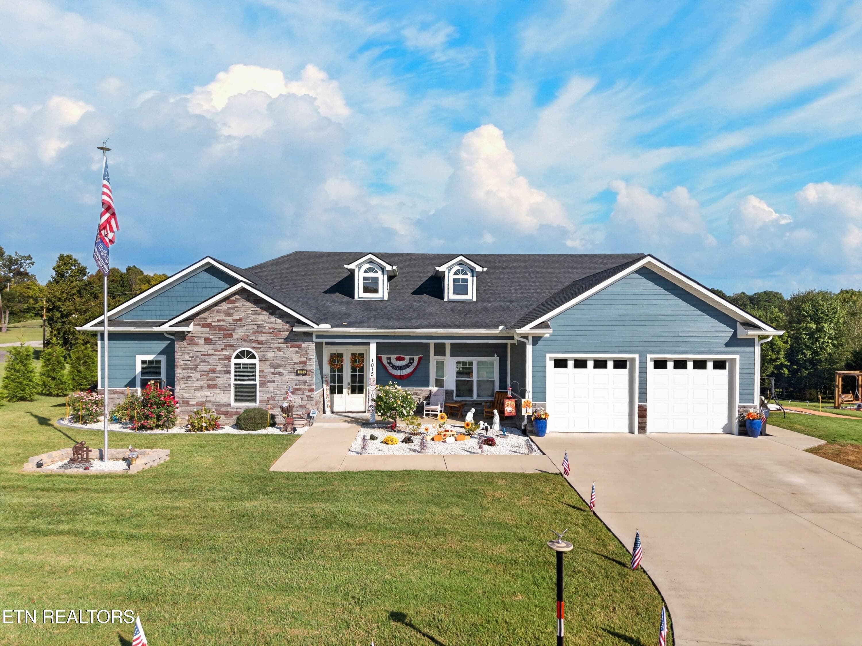 1015 Horizon Drive, White Pine, TN 37890