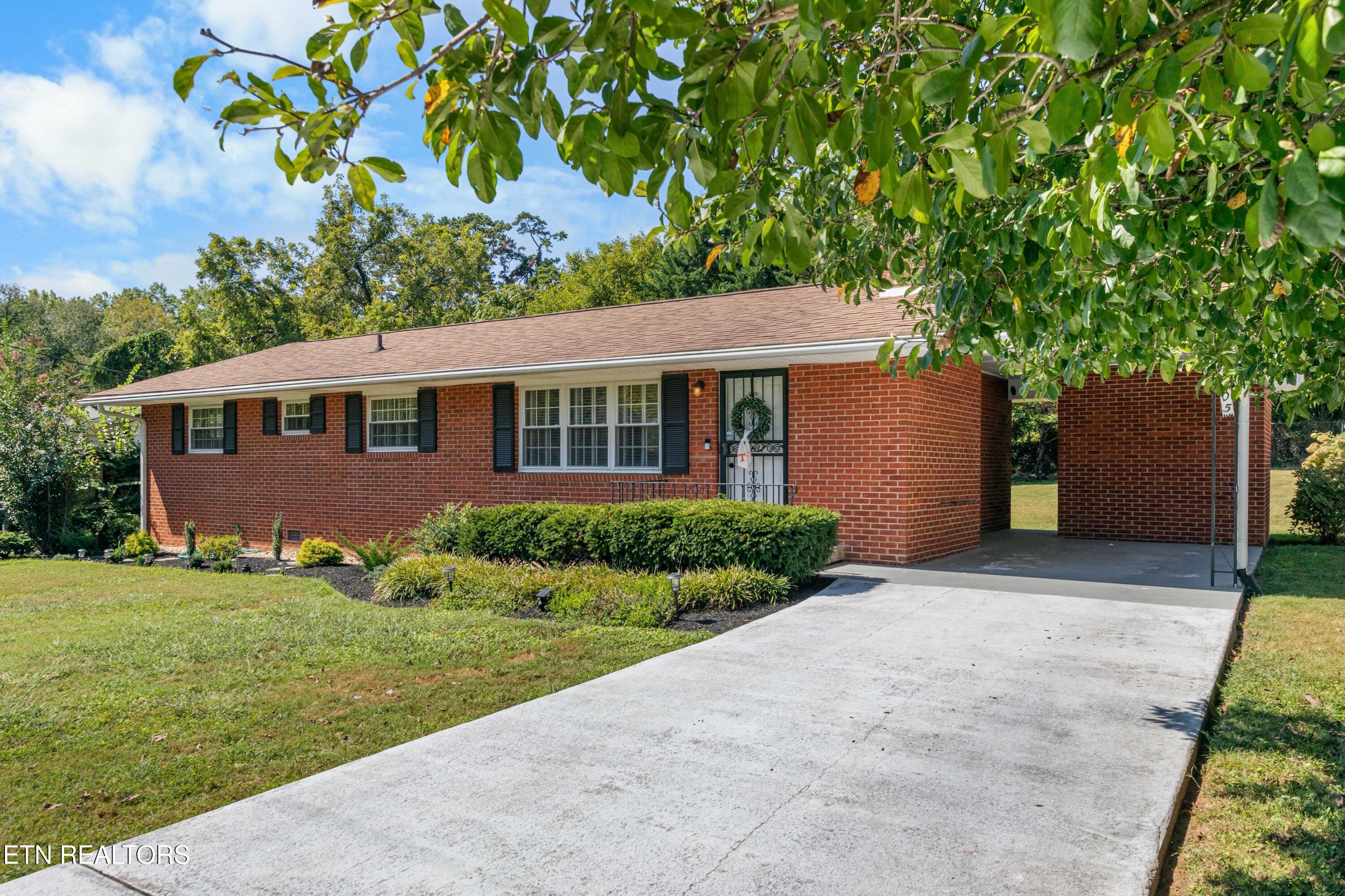 030A3579-2 - 3105 Hazelwood Rd, Knoxville, TN 37921, Knoxville