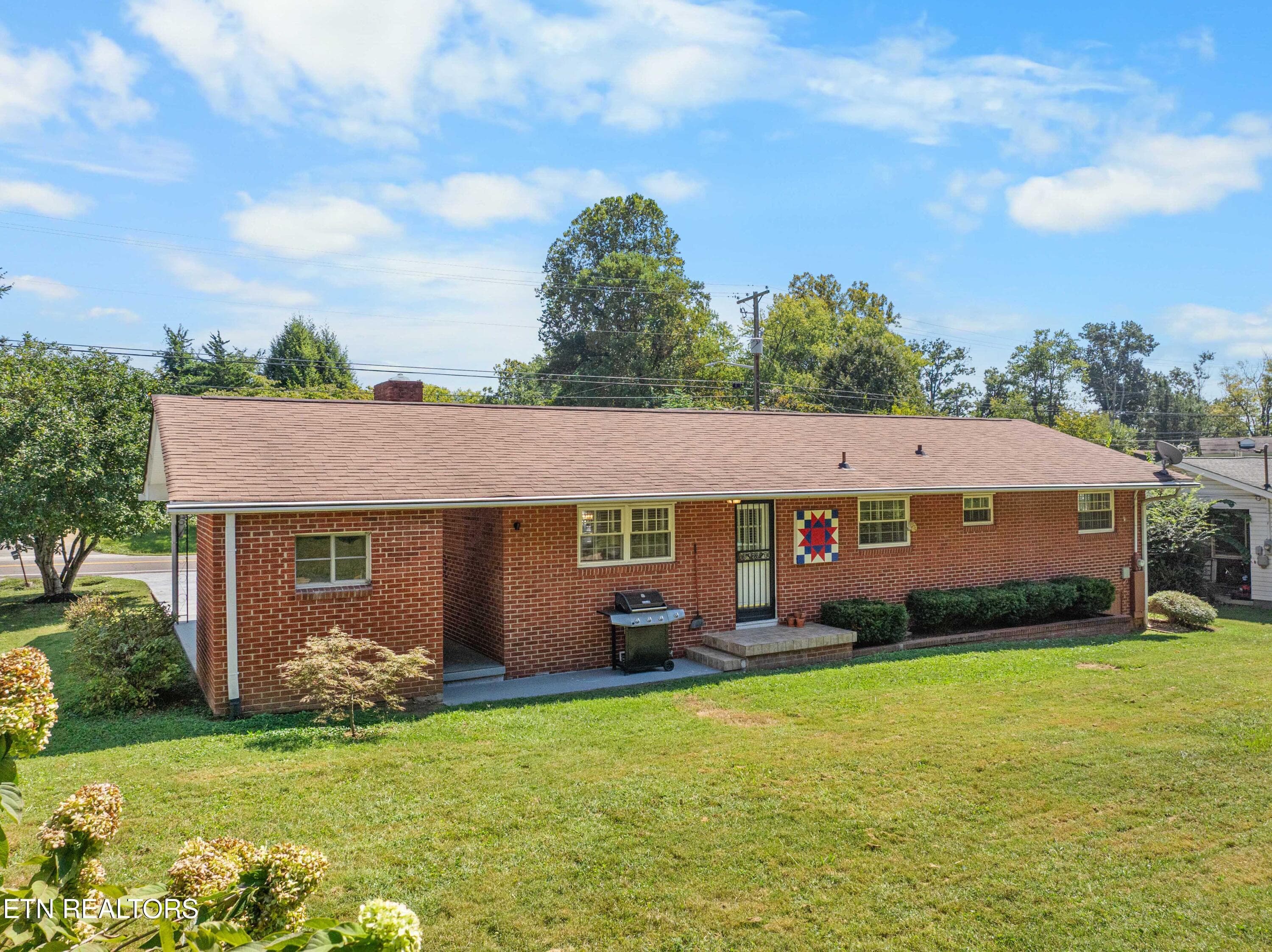 DJI_0258 - 3105 Hazelwood Rd, Knoxville, TN 37921, Knoxville