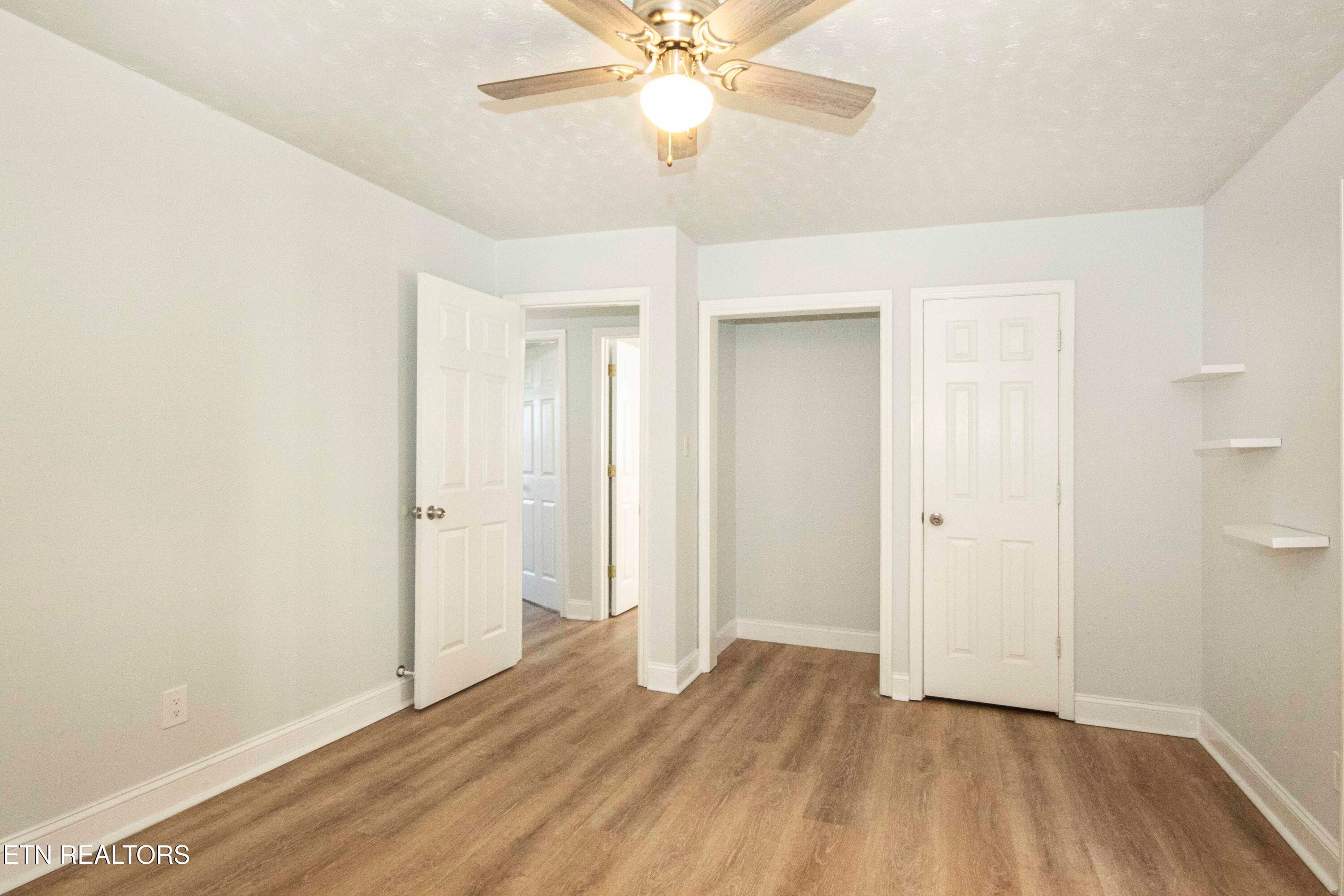 V19A6296 - 4509 NW Willowdale Drive, Knoxville, TN 37921, Knoxville