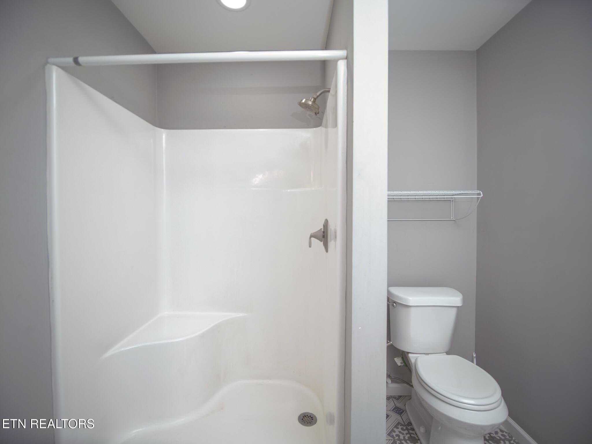 Basement Walk-In Shower - 3001 Walmar Drive, Knoxville, TN 37920, Knoxville