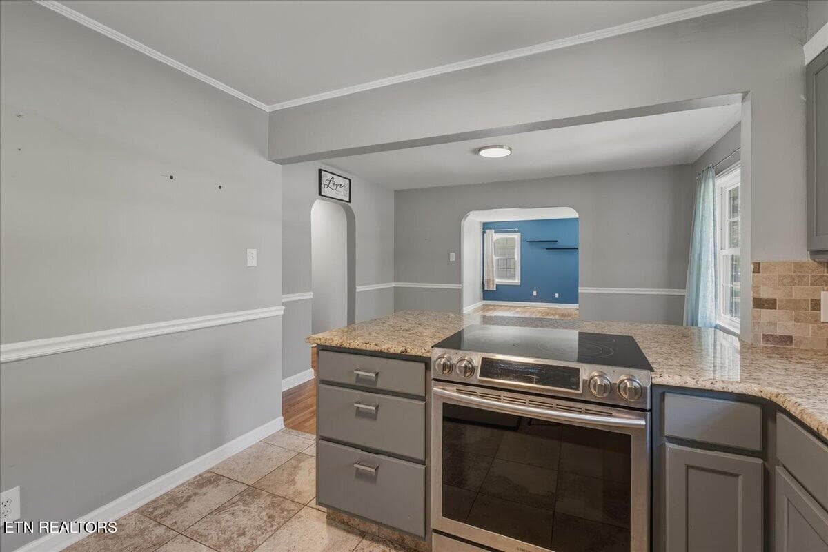 11-Kitchen - 2120 Sandra Drive, Knoxville, TN 37918, Knoxville