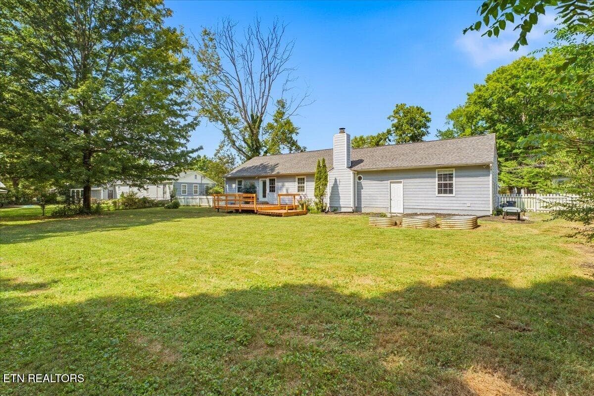 28-Exterior - 2120 Sandra Drive, Knoxville, TN 37918, Knoxville