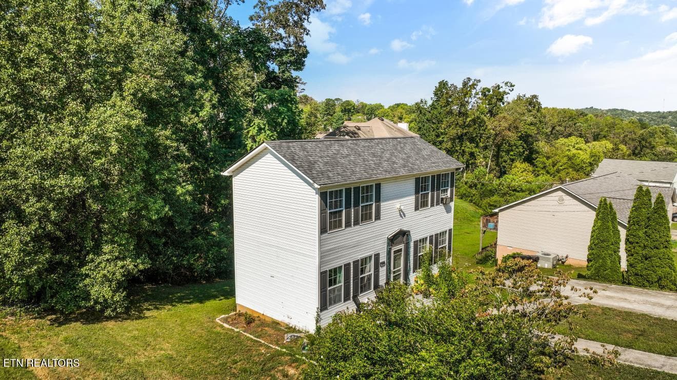 1213 Bob Kirby Rd 02 (27)[3000] - 1213 Bob Kirby Rd, Knoxville, TN 37931, Knoxville
