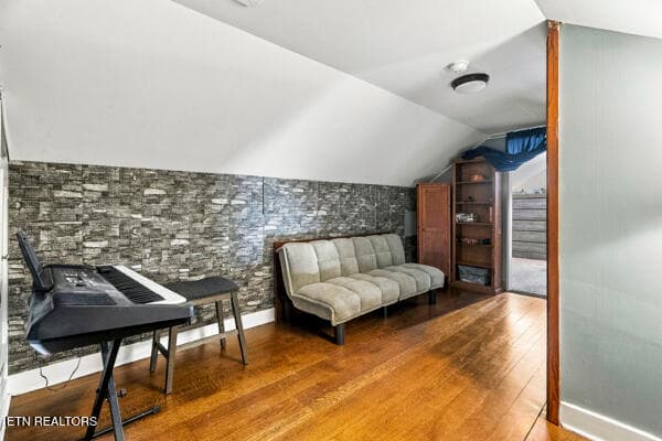 134341638553941682_134341638499737345_DS - 2830 Conner Drive, Knoxville, TN 37918, Knoxville
