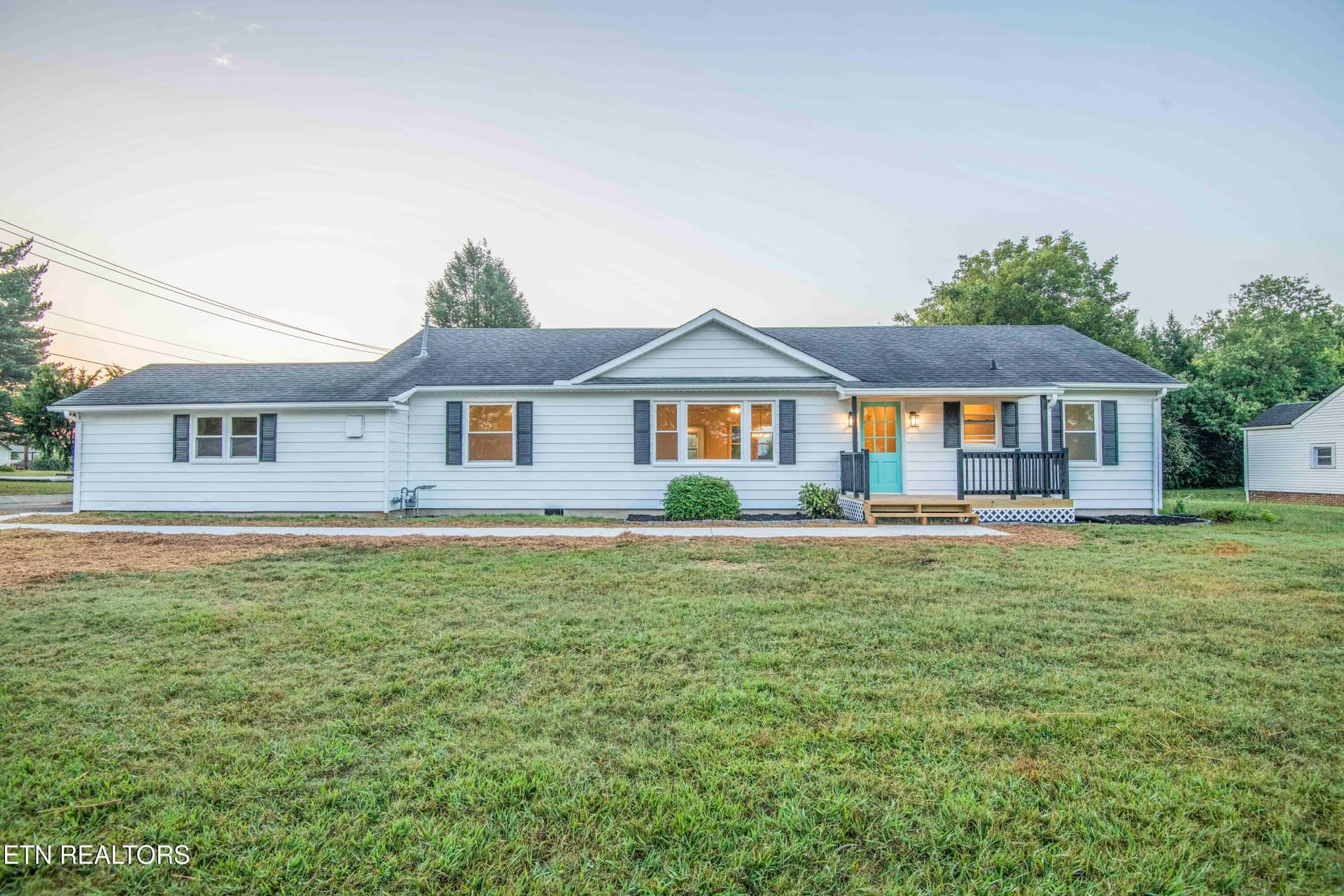 1618 Old Niles Ferry Rd, Maryville, TN 37803