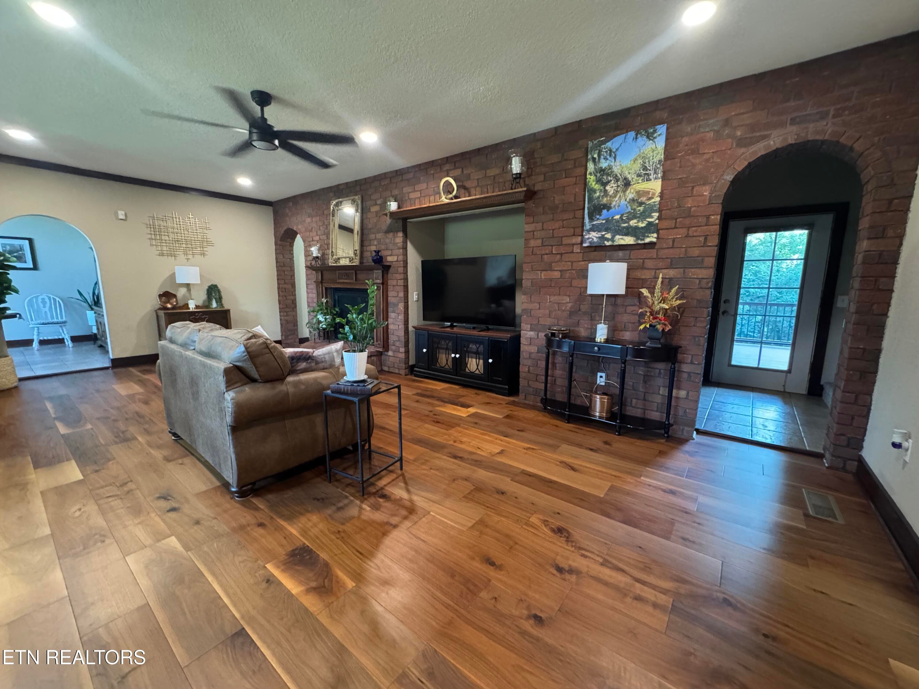 2026-09-17 17.44.59 - 135 Bluffton Rd, Friendsville, TN 37737, Friendsville