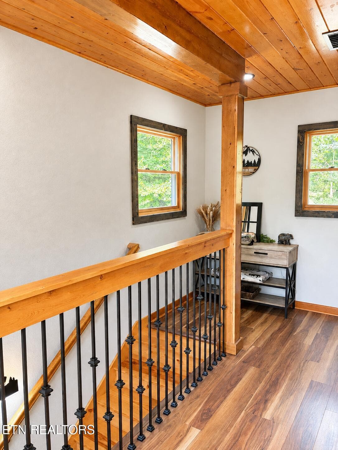 Hall - 237 Foster Rd, Heiskell, TN 37754