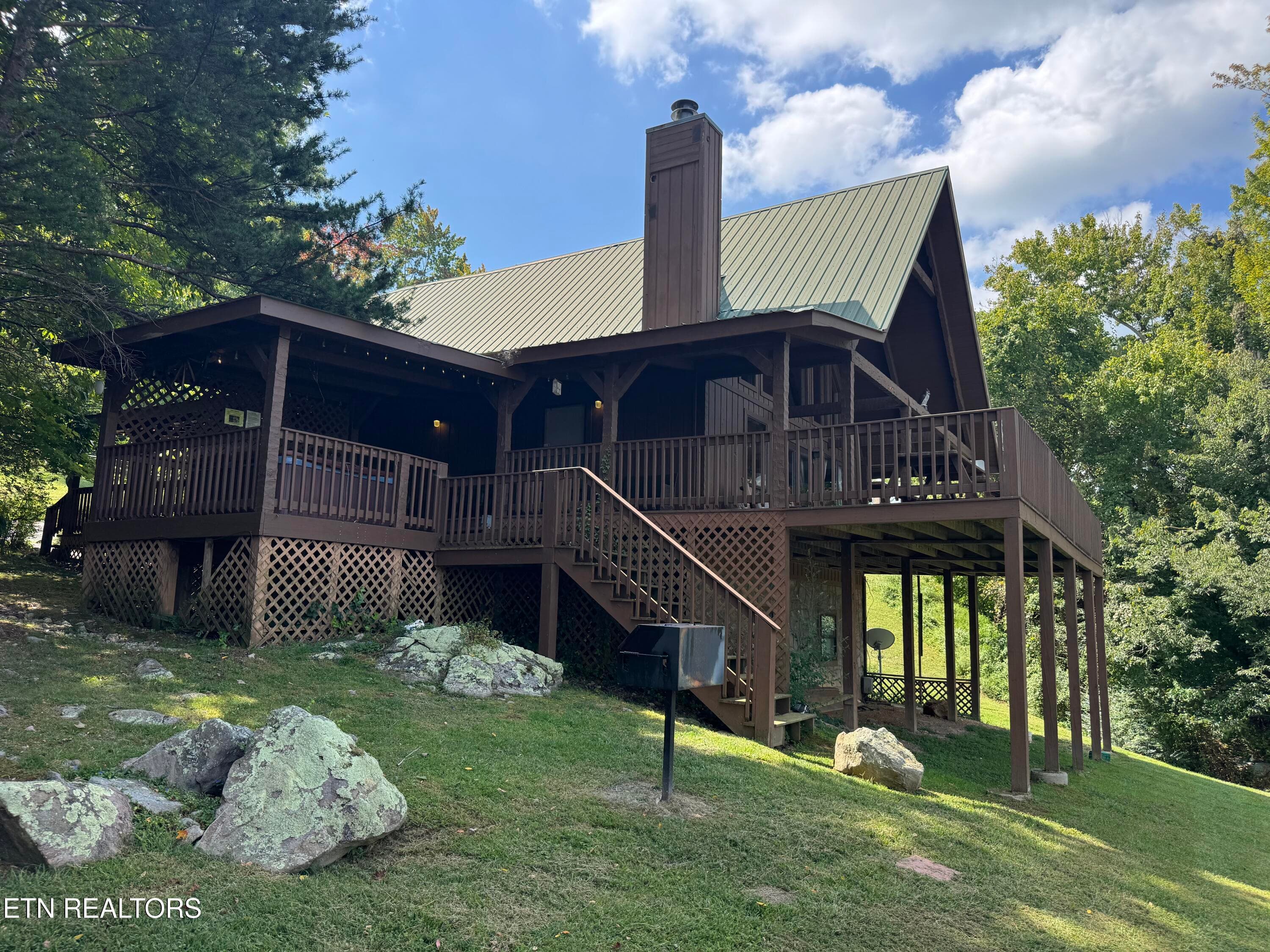 IMG_6806 - 1640 Bench Mountain Way, Sevierville, TN 37862, Sevierville
