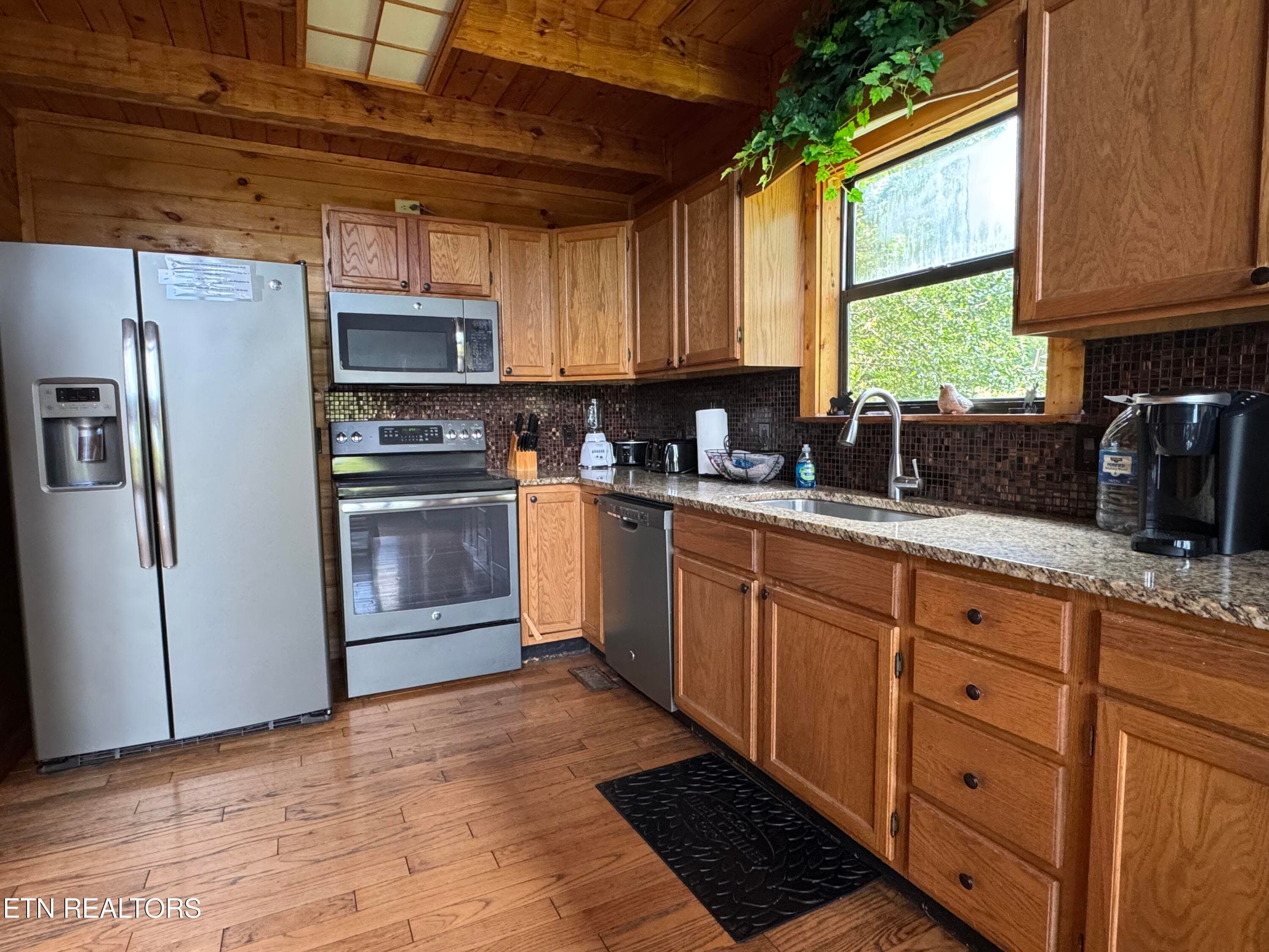 IMG_6810 - 1640 Bench Mountain Way, Sevierville, TN 37862, Sevierville