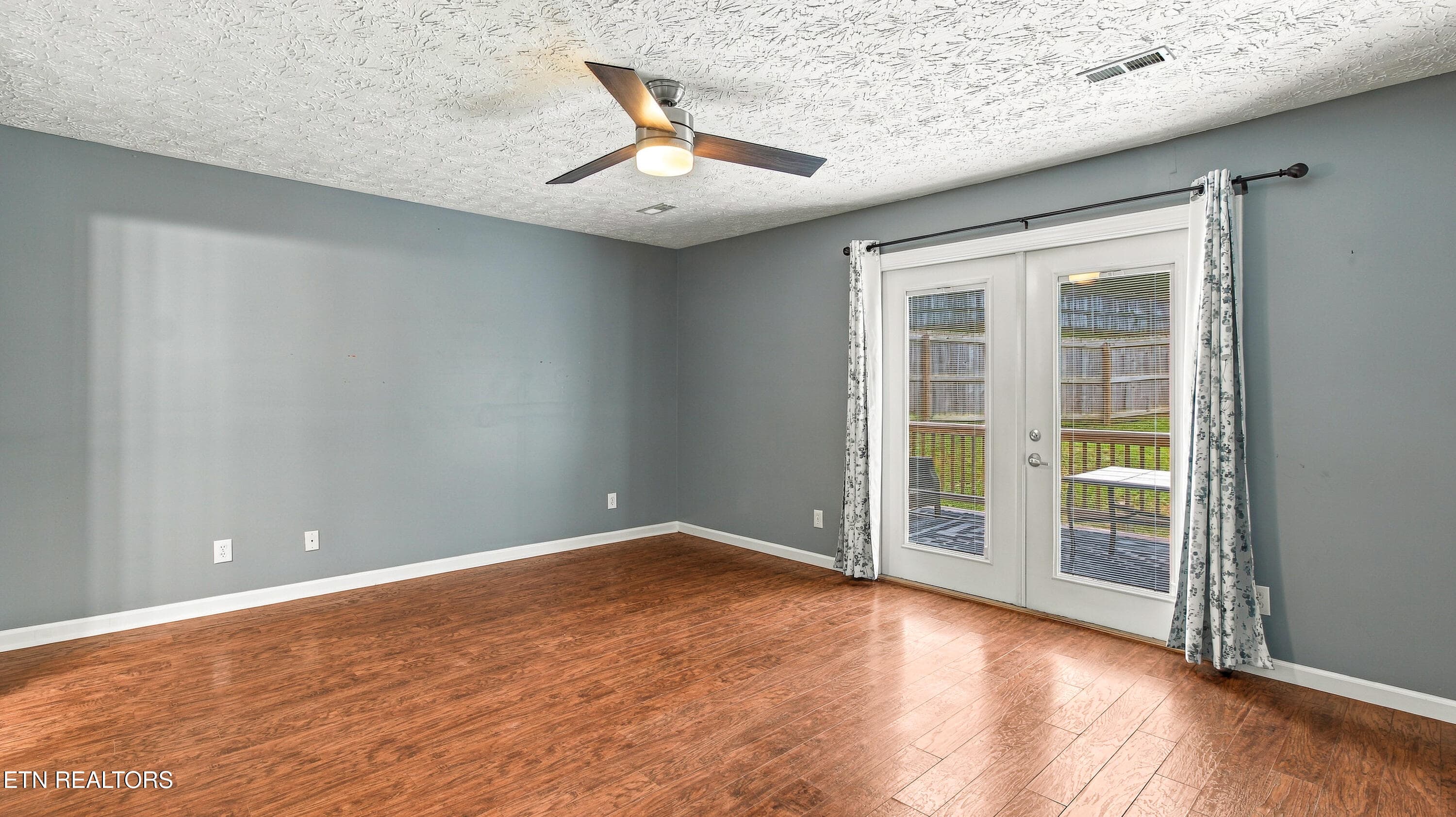 warren-20 - 5973 Warrenpark Lane, Knoxville, TN 37912, Knoxville