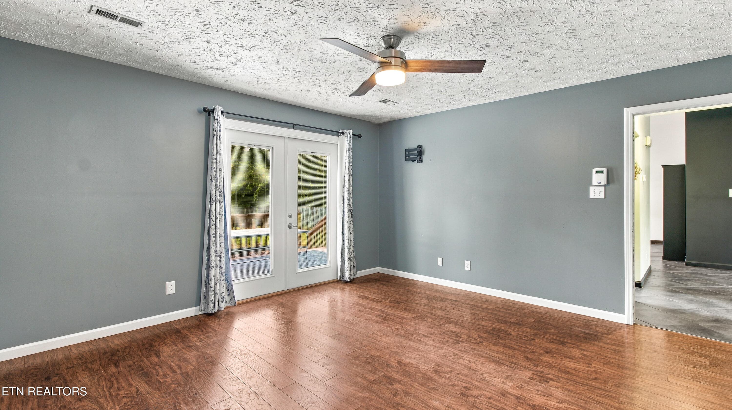 warren-21 - 5973 Warrenpark Lane, Knoxville, TN 37912, Knoxville