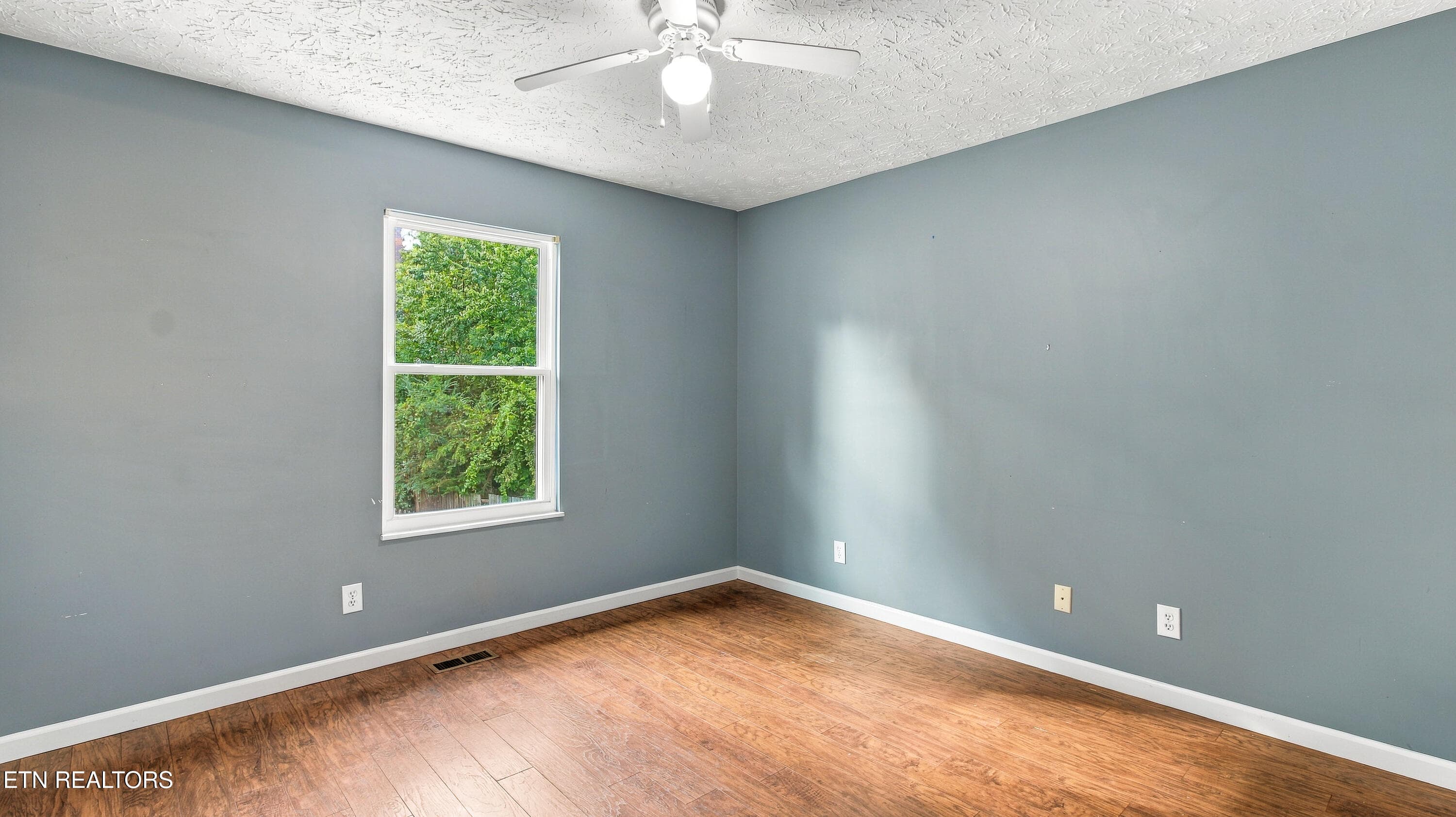 warren-25 - 5973 Warrenpark Lane, Knoxville, TN 37912, Knoxville